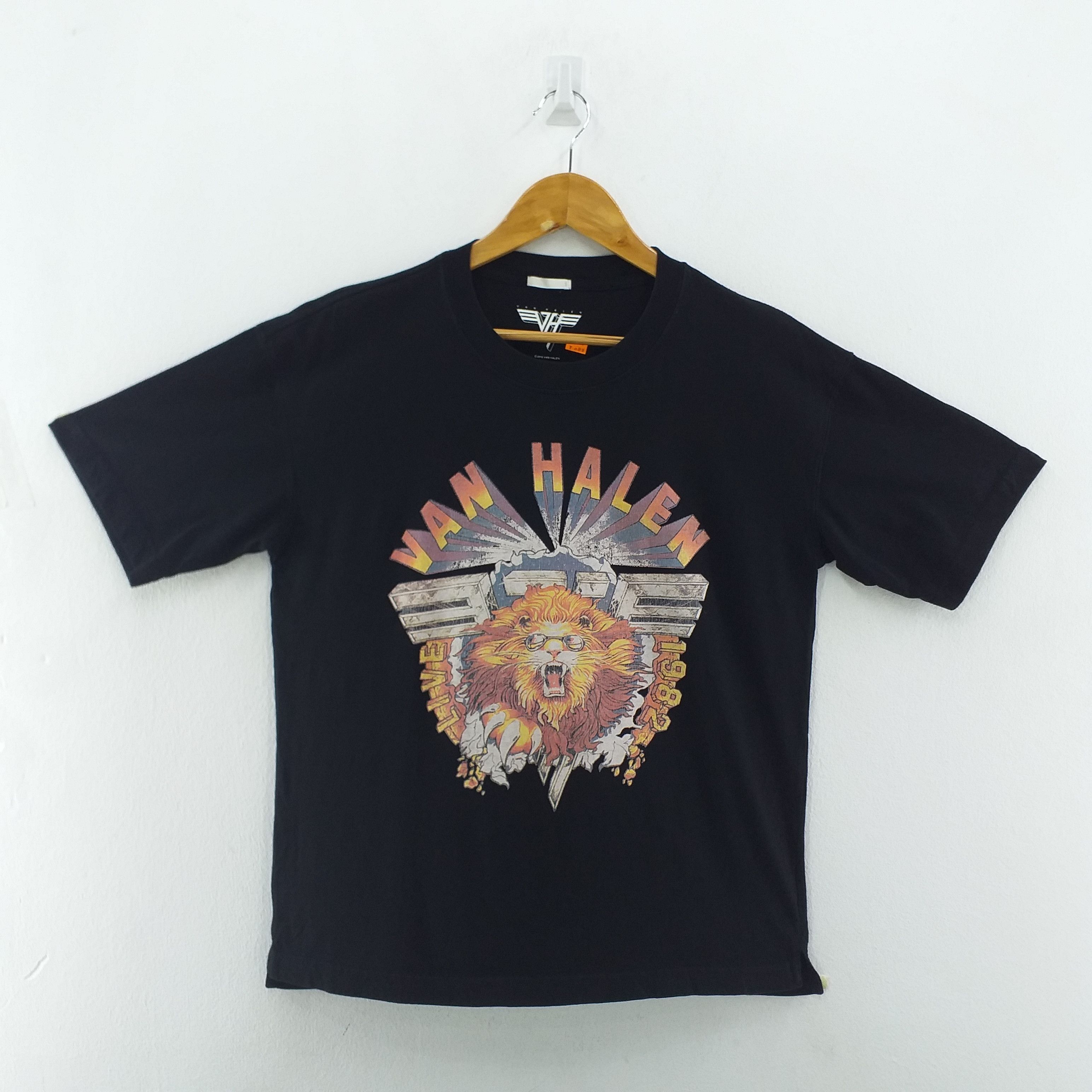 Band Tees Van Halen Live 1982 Band Large Tee -F083 Size US L / EU 52-54 / 3 - 1 Thumbnail