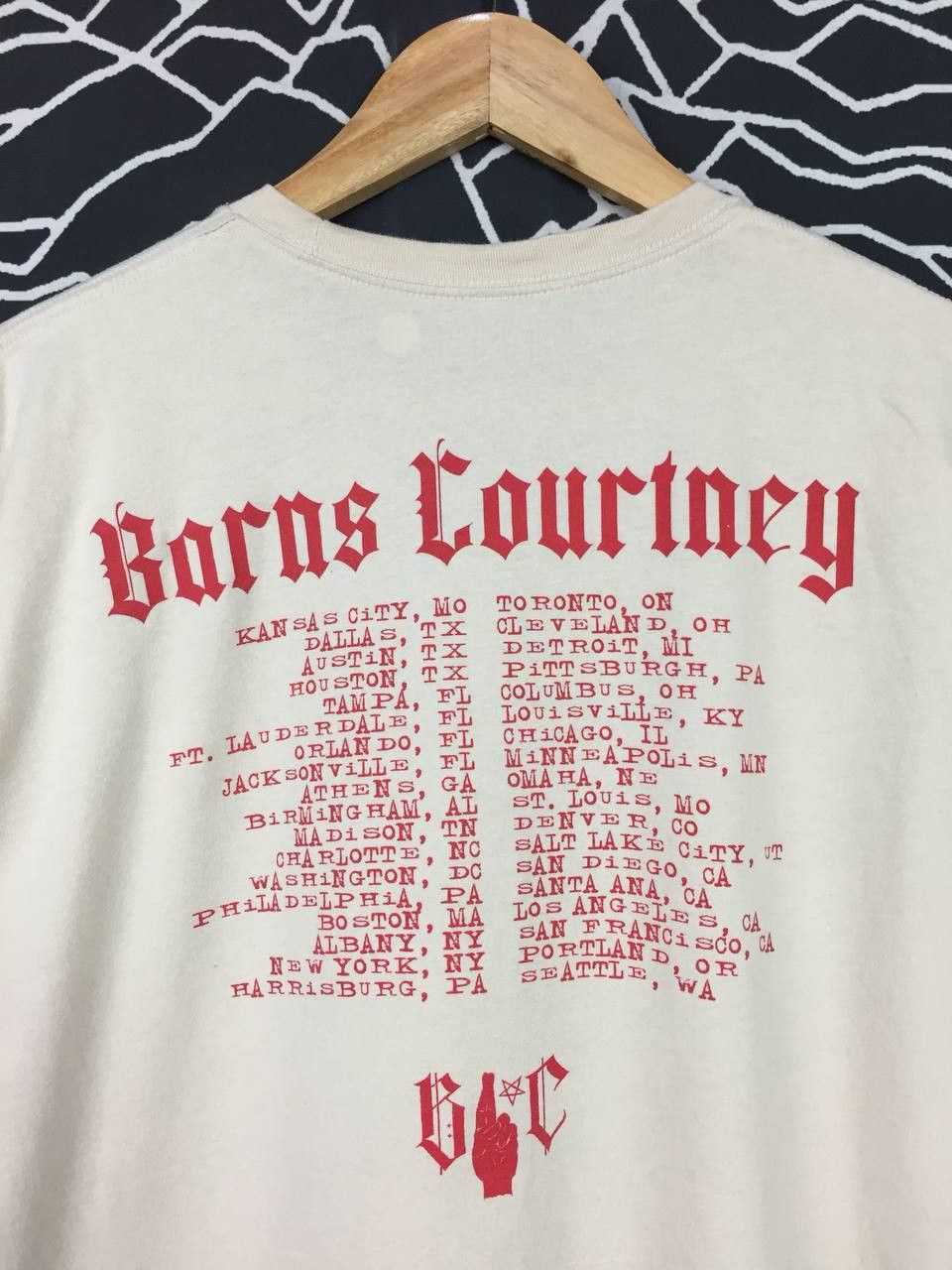 Band Tees × Vintage Barns Courtney English Indie Rock Singer Cobra Tee Size US L / EU 52-54 / 3 - 6 Thumbnail