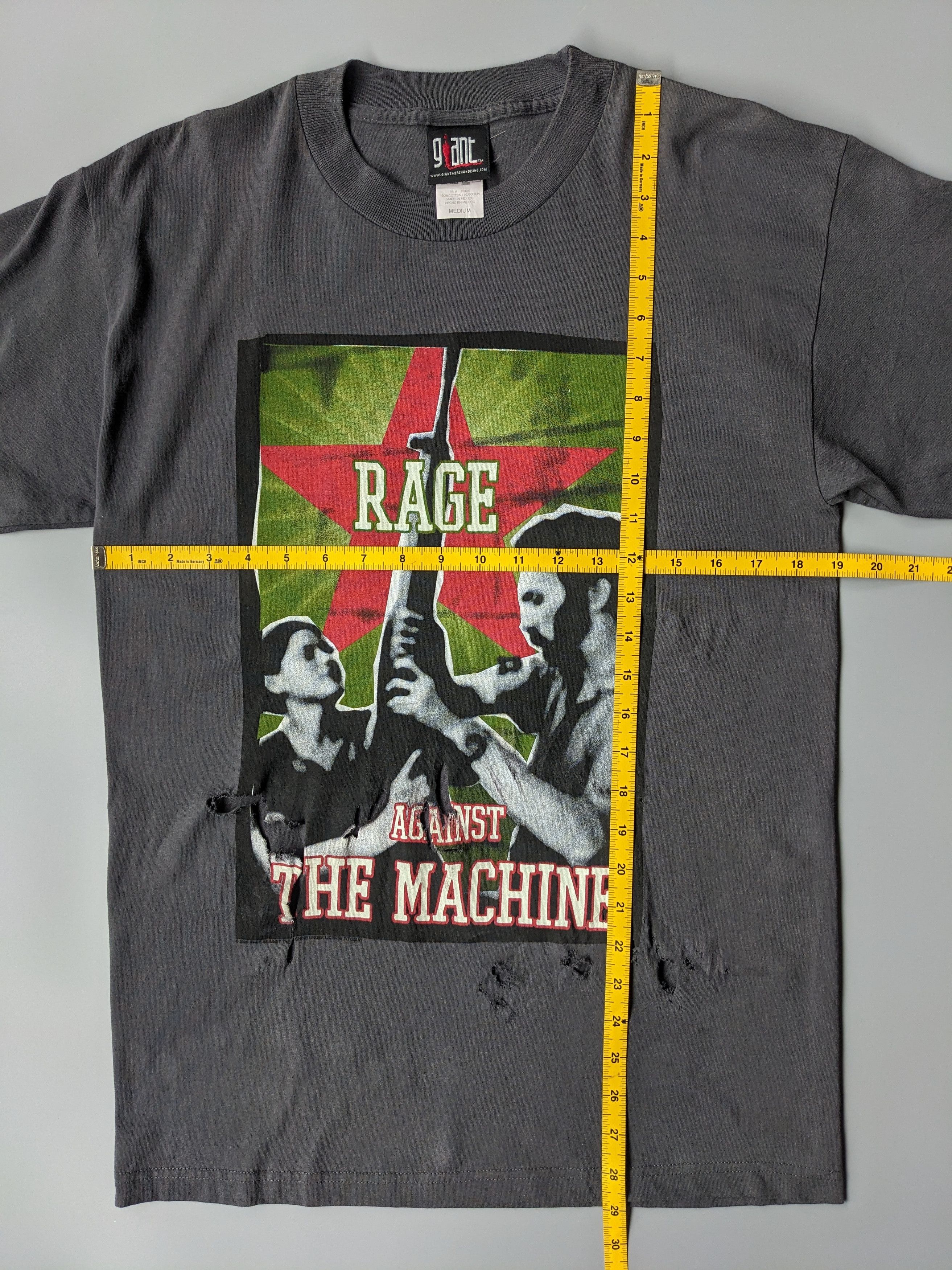 Rage Against The Machine Vintage 2000 Rage Againt The Machine distressed shirt Size US M / EU 48-50 / 2 - 10 Thumbnail