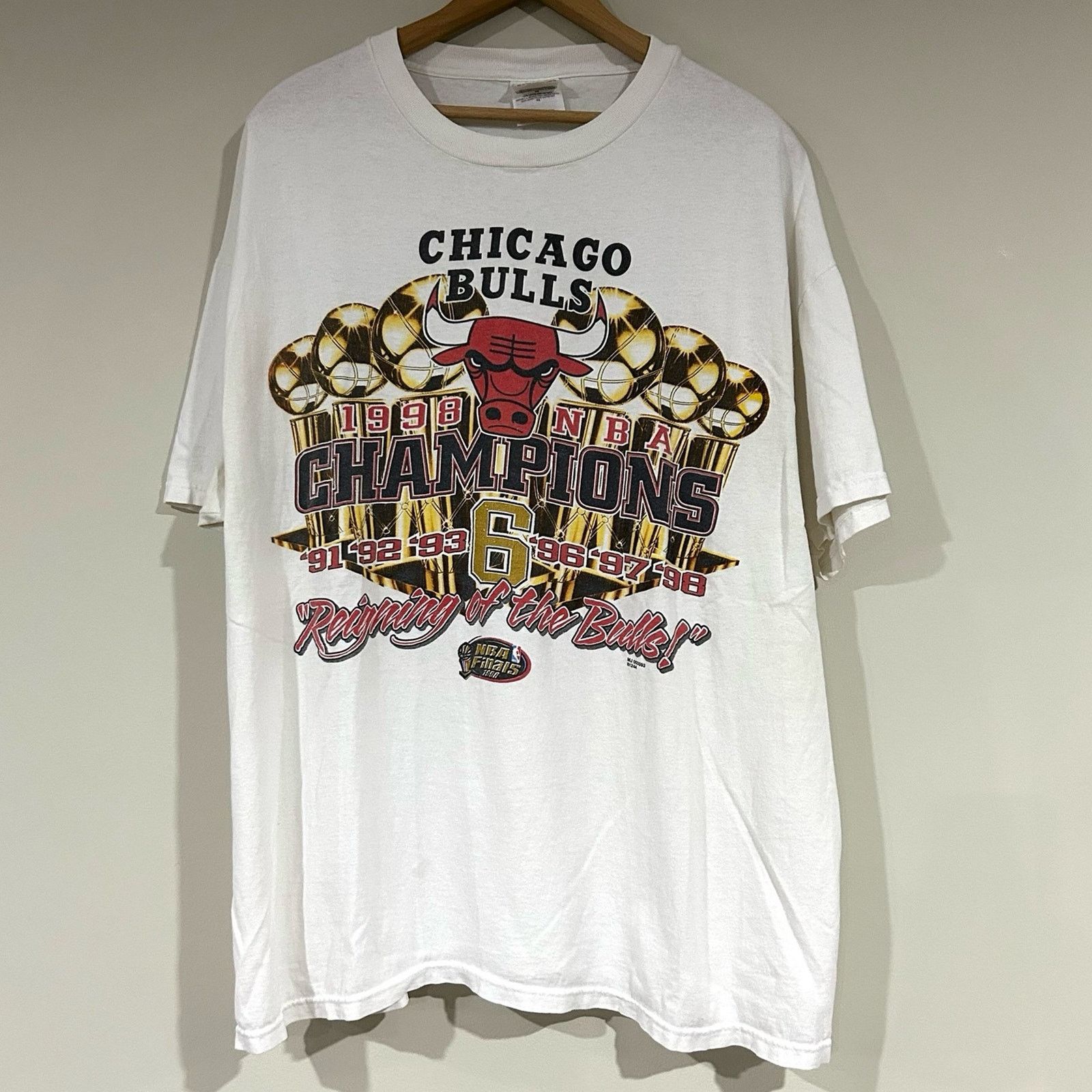 Vintage 1998 Chicago Bulls NBA Champions Tee Shirt - Tops