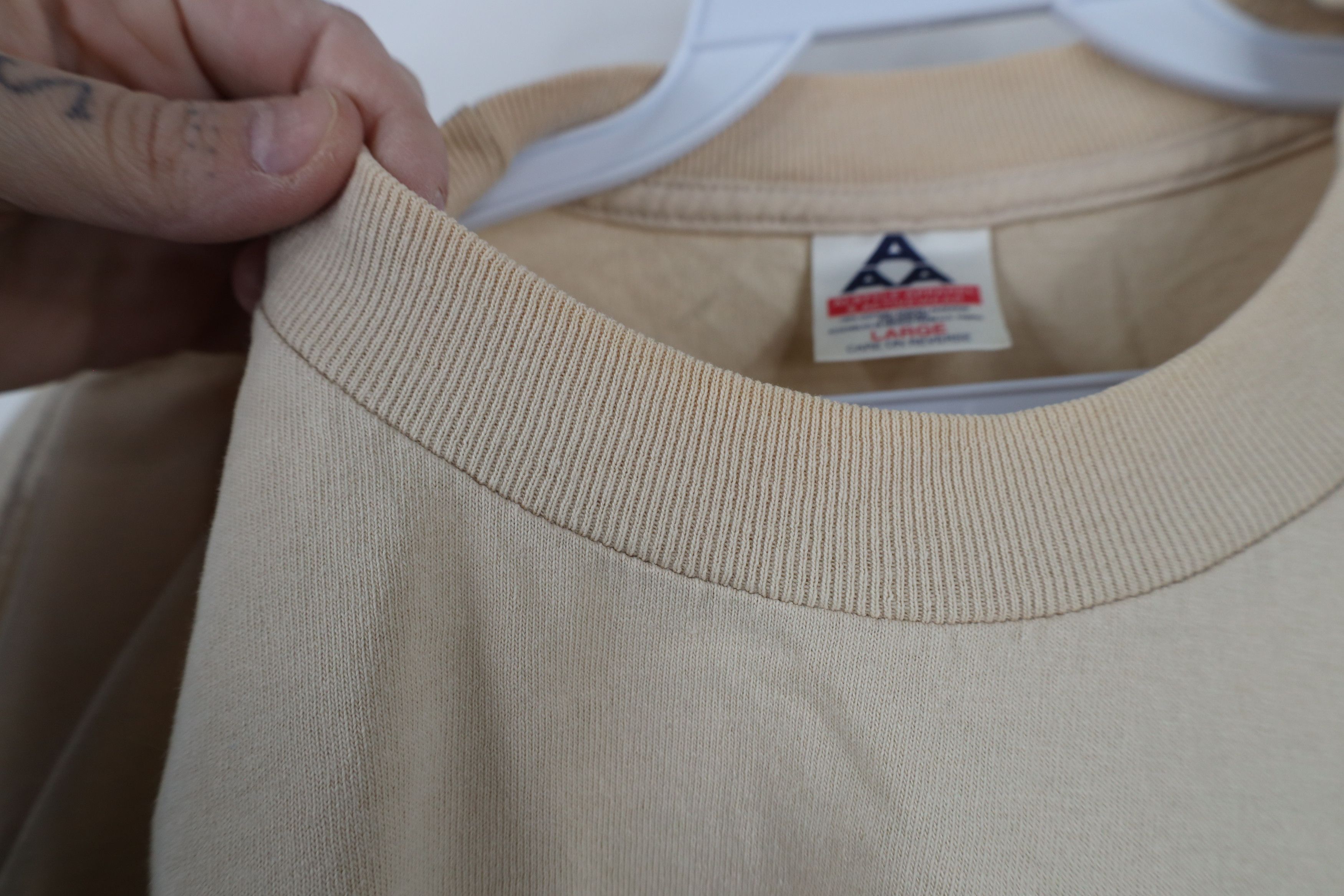 Vintage Vintage 90s Ohio State University Long Sleeve T-Shirt Beige Size US L / EU 52-54 / 3 - 10 Thumbnail