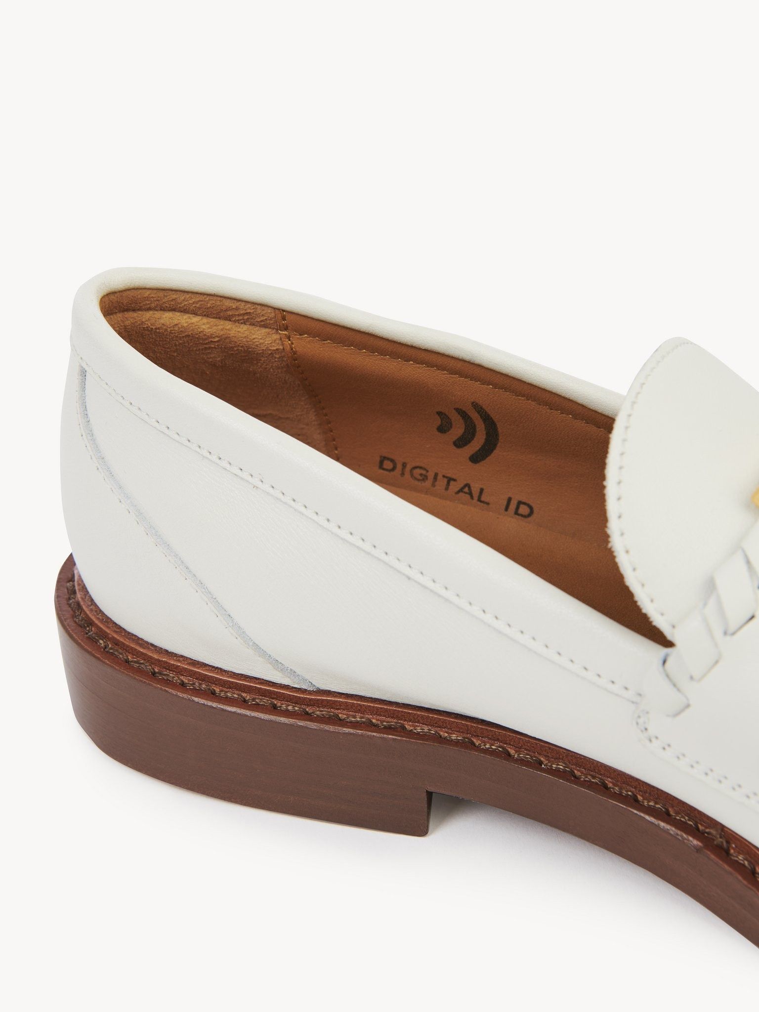 Chloe o1loc1c0425 CHC23 Marcie Loafers in White Size US 9 / IT 39 - 2 Thumbnail