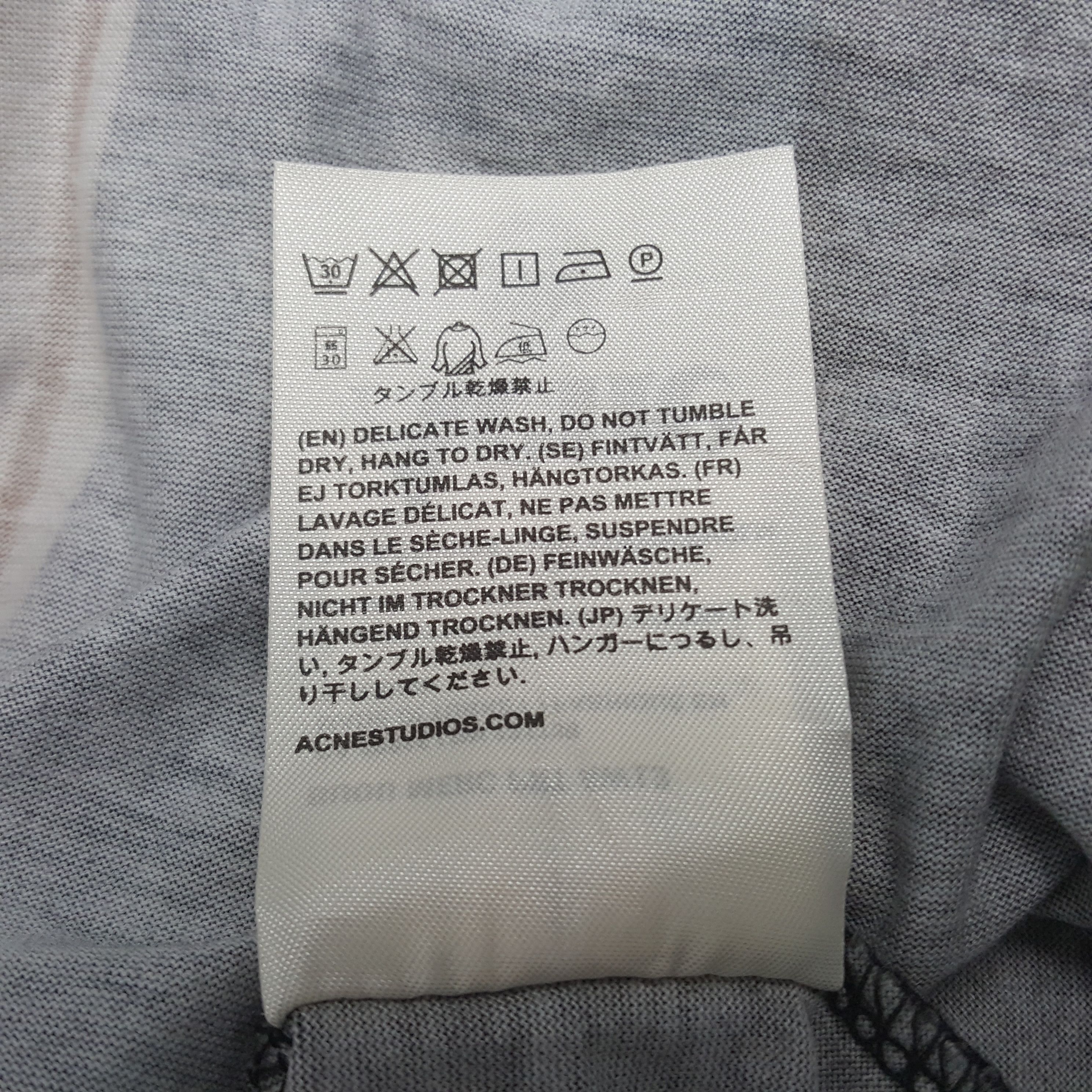 Acne Studios Vintage Acne Studio Designer Brand Tshirt RR11 Size US M / EU 48-50 / 2 - 7 Thumbnail