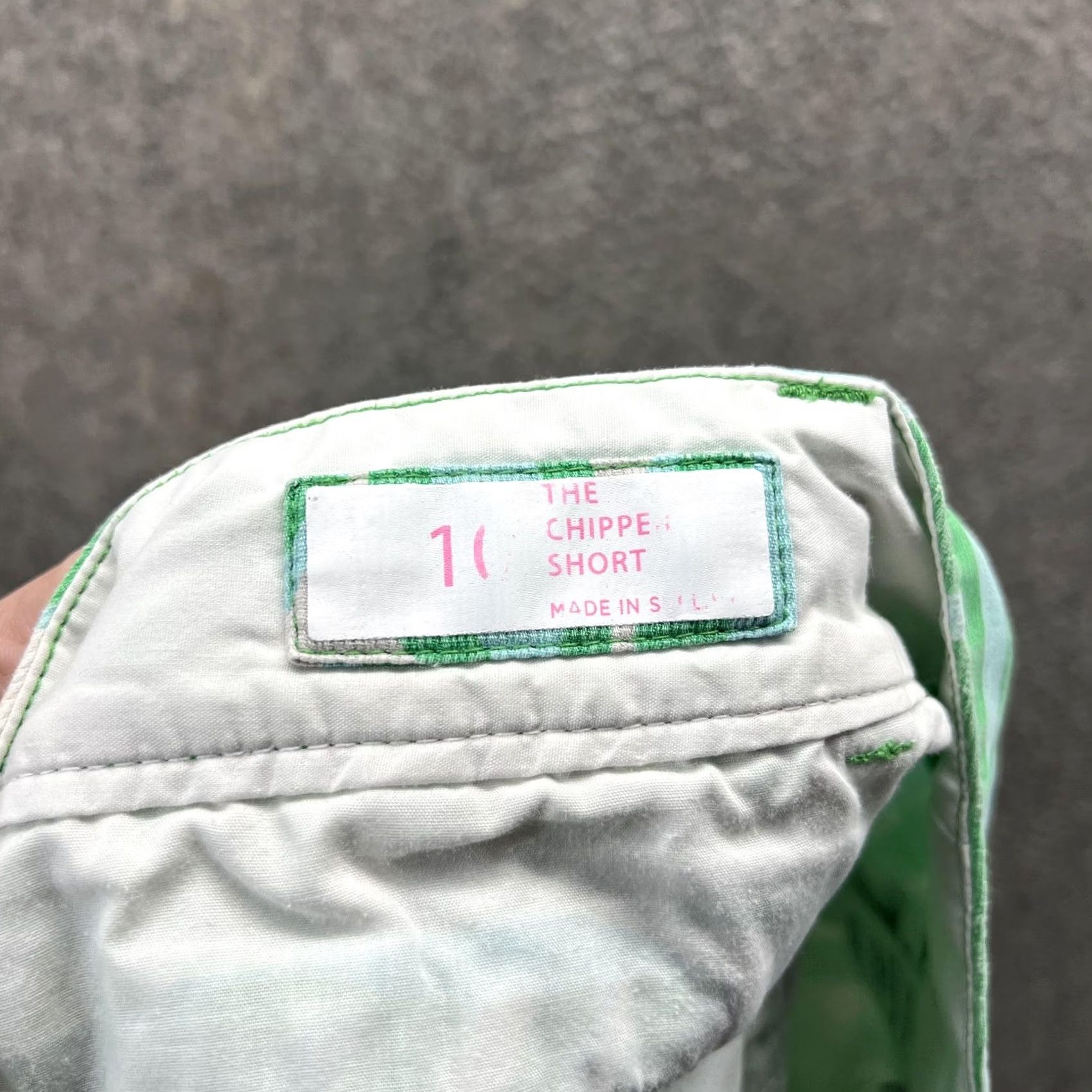 Lilly Pulitzer Lilly Pulitzer Shorts Womens 10 Green Chipper Printed Bermuda Chino Summer Geometric Pattern Size 32" / US 10 / IT 46 - 4 Thumbnail