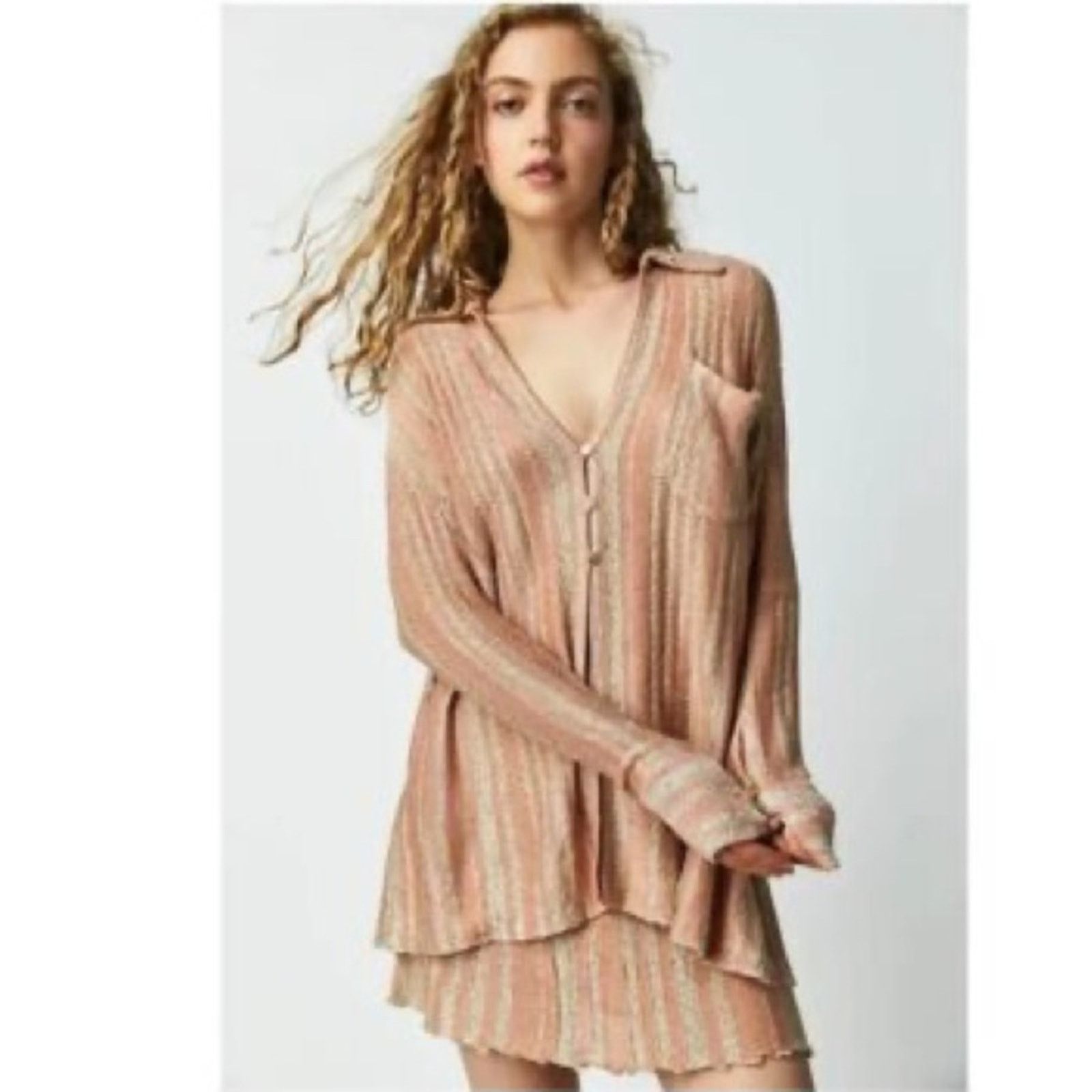 Free People NWT Free people Beach bash button up top $108 retail Size M / US 6-8 / IT 42-44 - 2 Thumbnail