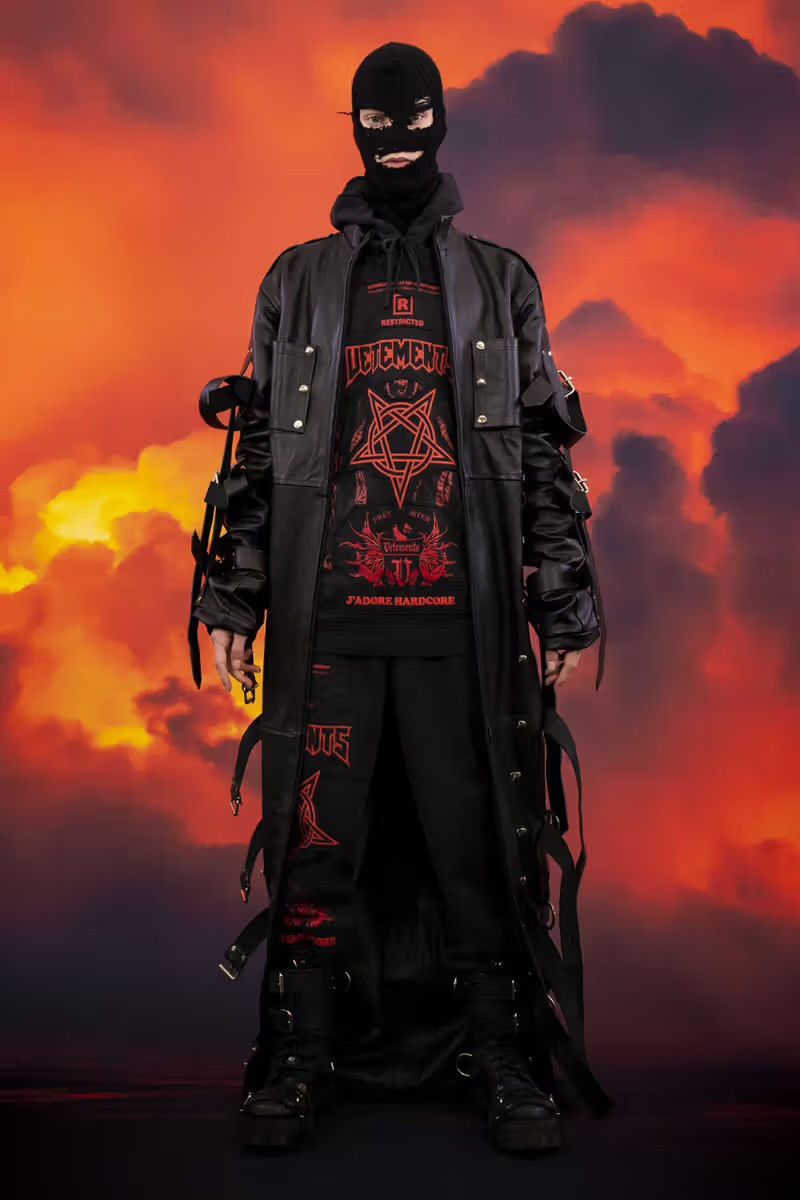 Vetements Vetements RUNWAY J’Adore Hardcore Hoodie Size US XL / EU 56 / 4 - 3 Thumbnail