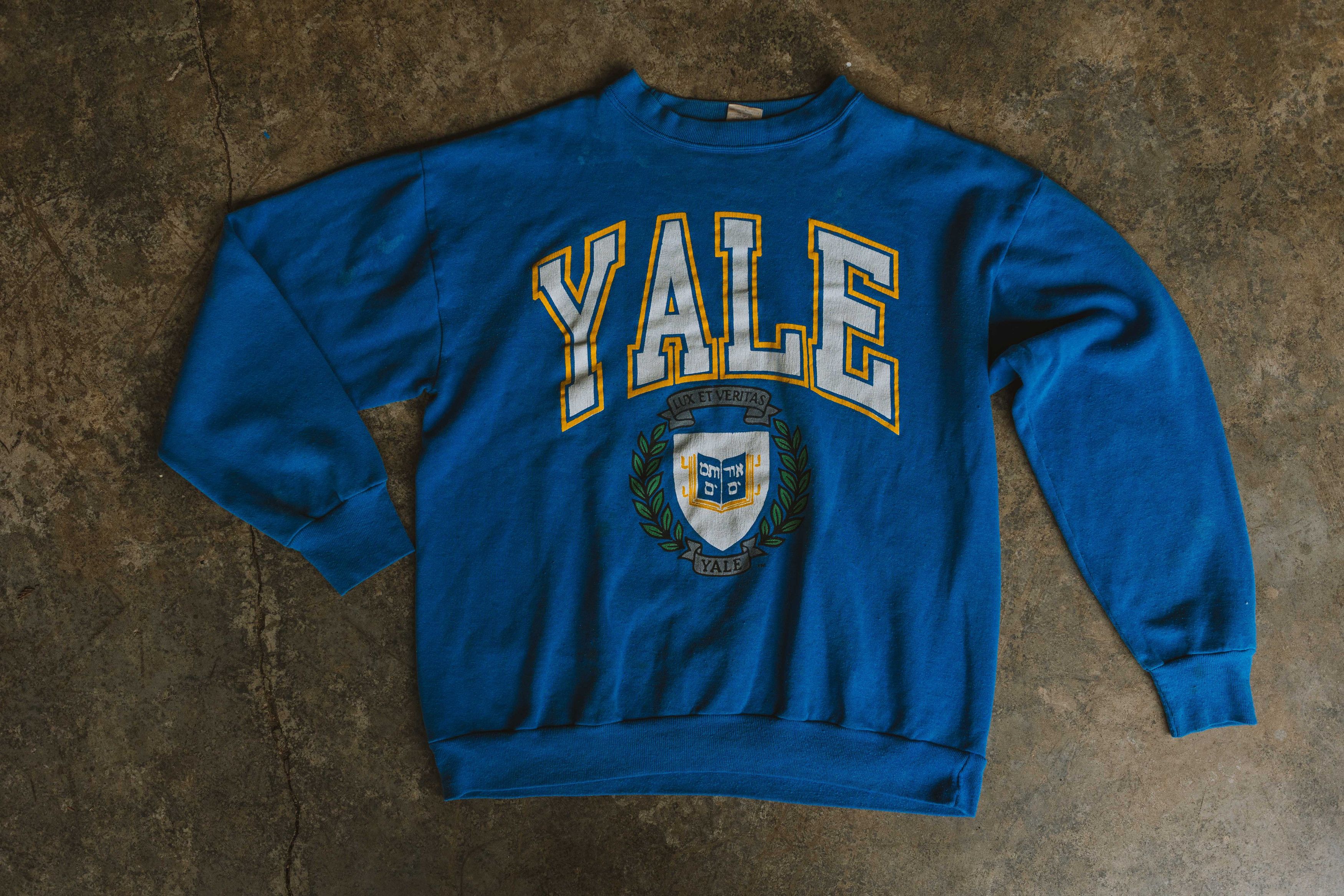 Vintage Vintage Yale Crewneck Size US XL / EU 56 / 4 - 1 Thumbnail