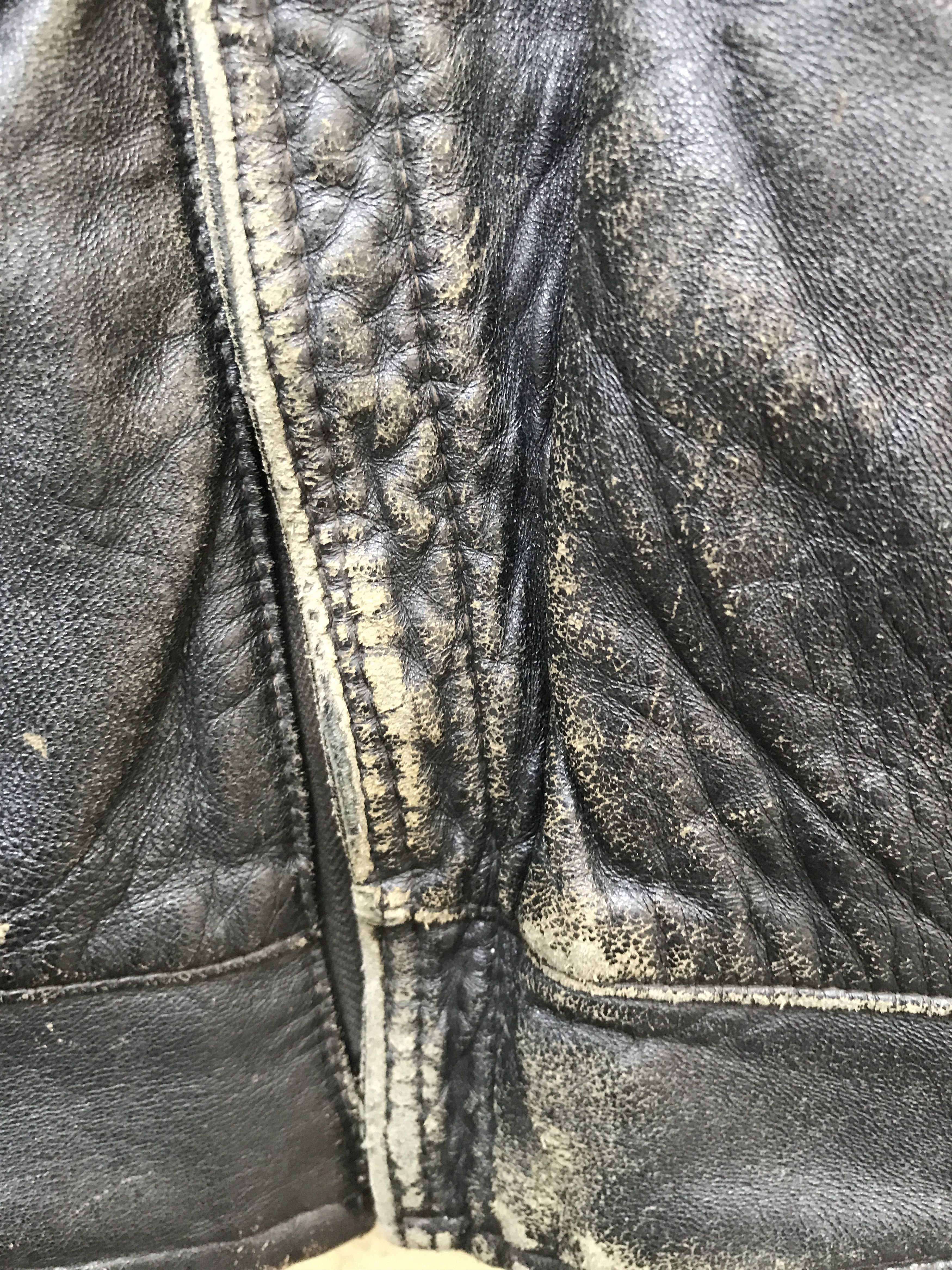 Vintage Amazing Vintage 60s Mascot Distressed Leather Biker Jacket Size US M / EU 48-50 / 2 - 7 Thumbnail