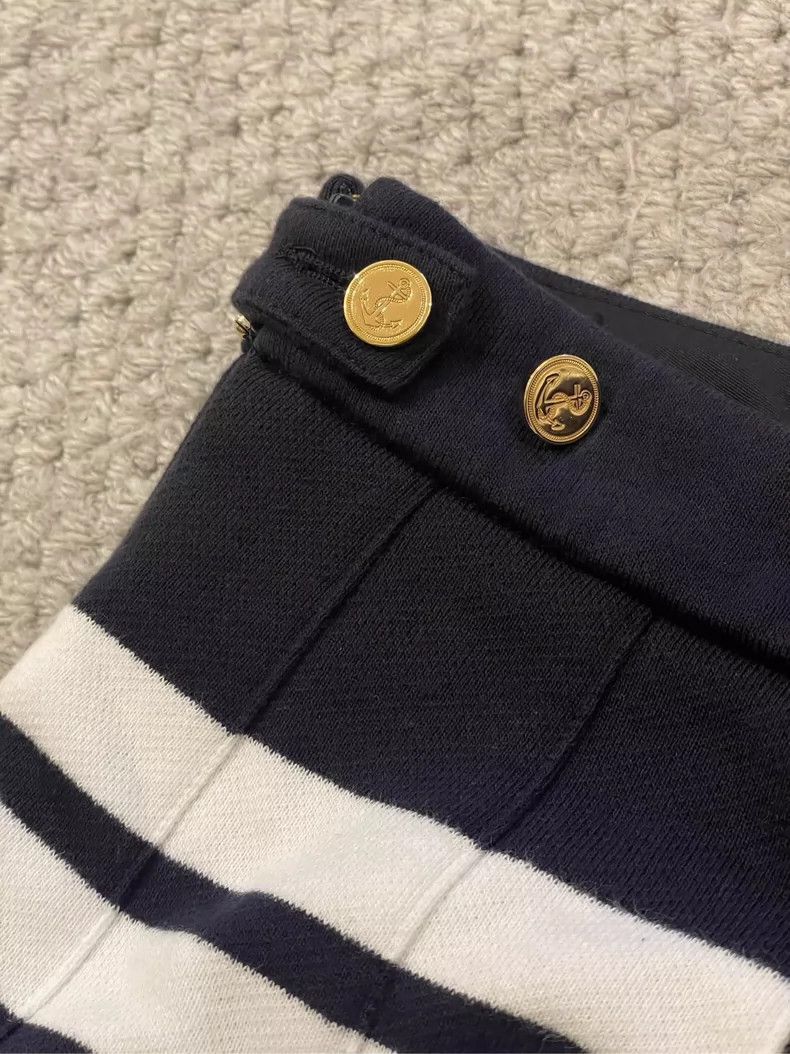 Thom Browne Thom Browne A pleated skirt Size 26" / US 2 / IT 38 - 3 Thumbnail