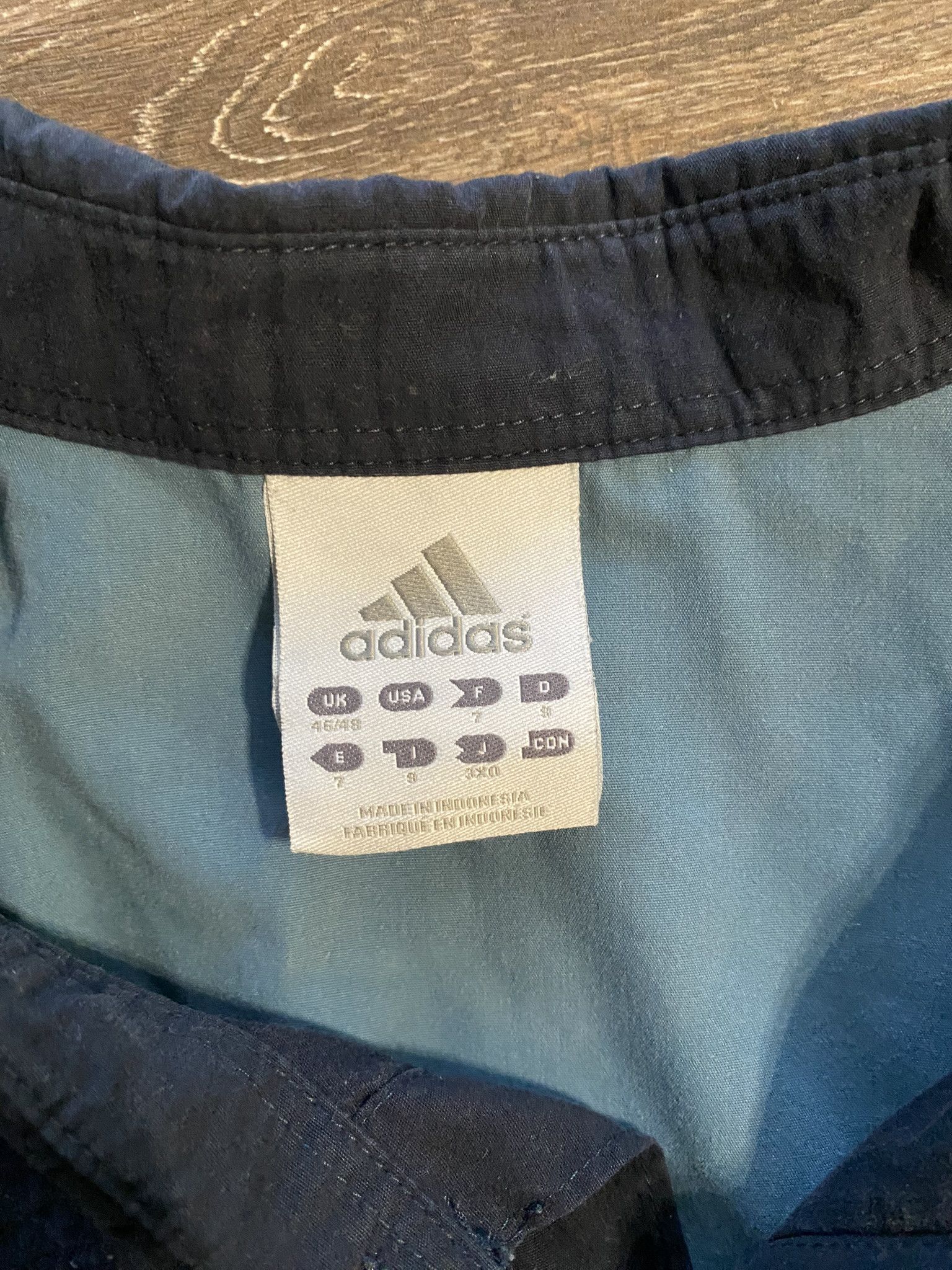 Adidas Men's shirt Adidas 2YK Vintage Size US XL / EU 56 / 4 - 5 Thumbnail