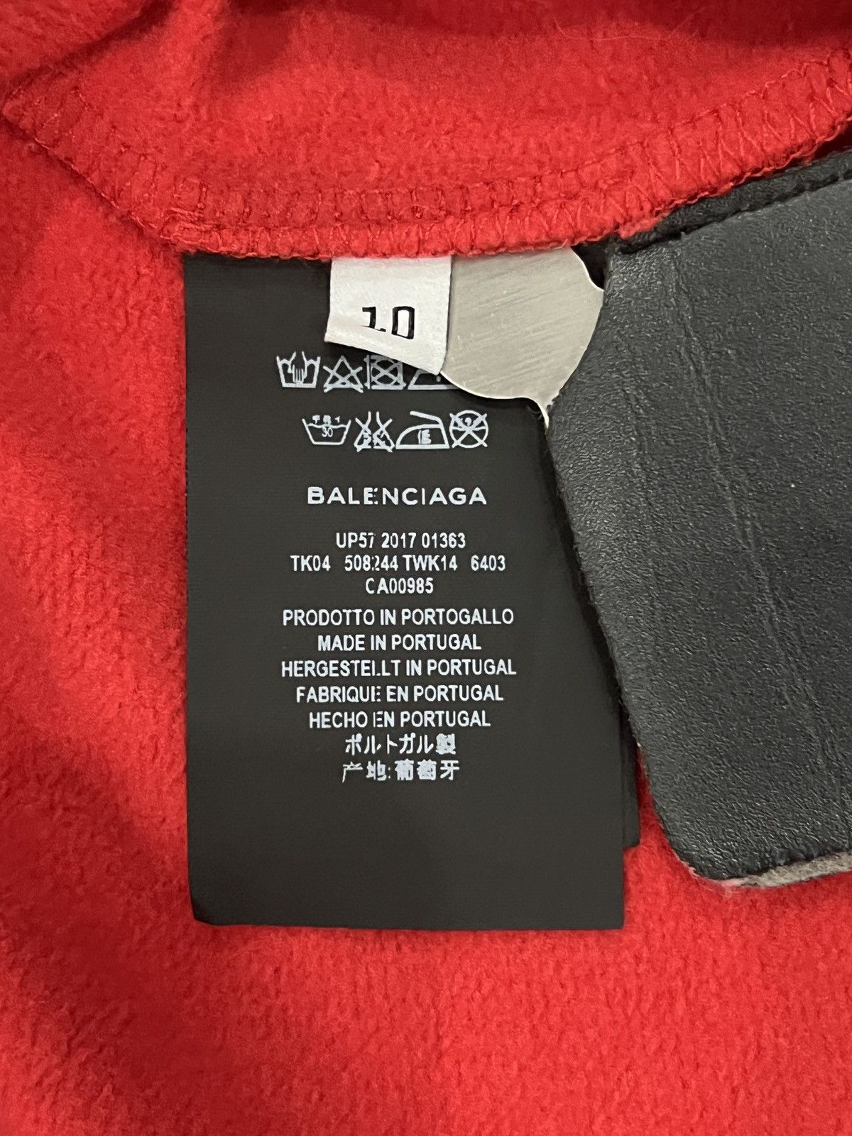 Balenciaga Balenciaga by Demna 2017 Wave Logo Hoodie Size US XXS / EU 40 - 15 Thumbnail