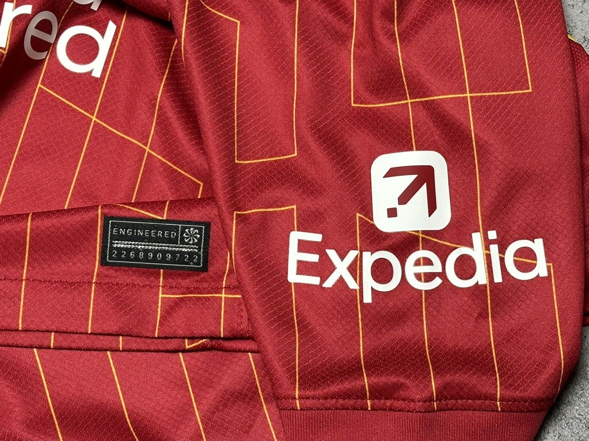 Nike Nike Liverpool 2024/25 Home Football Shirt Soccer Jersey Size US XXL / EU 58 / 5 - 6 Thumbnail