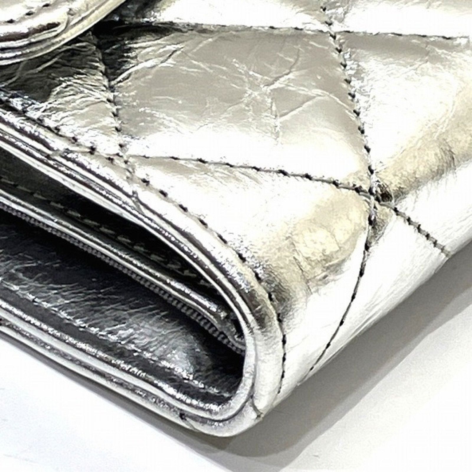 Chanel Silver Leather 2,55