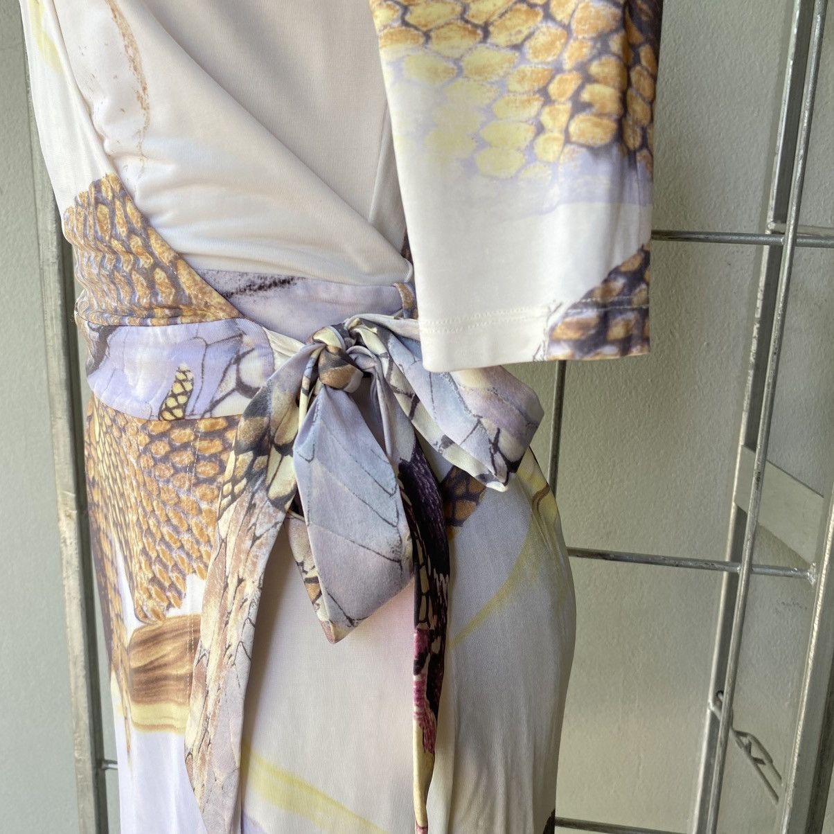 Just Cavalli Just Cavalli White Botanical Wrap Dress Size XS / US 0-2 / IT 36-38 - 19 Thumbnail