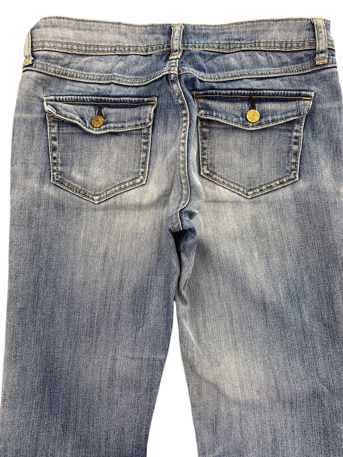 Uniqlo Uniqlo Style Up Faded Wash Style Flare Jeans Size US 28 / EU 44 - 4 Thumbnail