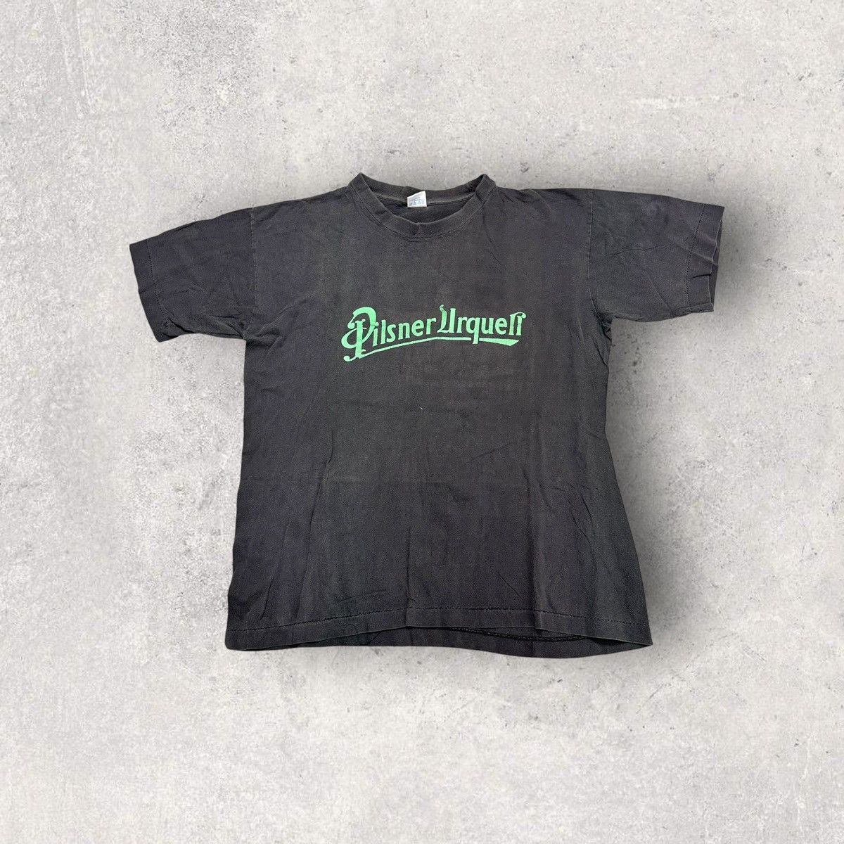Vintage Vintage Pilsner Urquell tee Size US L / EU 52-54 / 3 - 1 Thumbnail