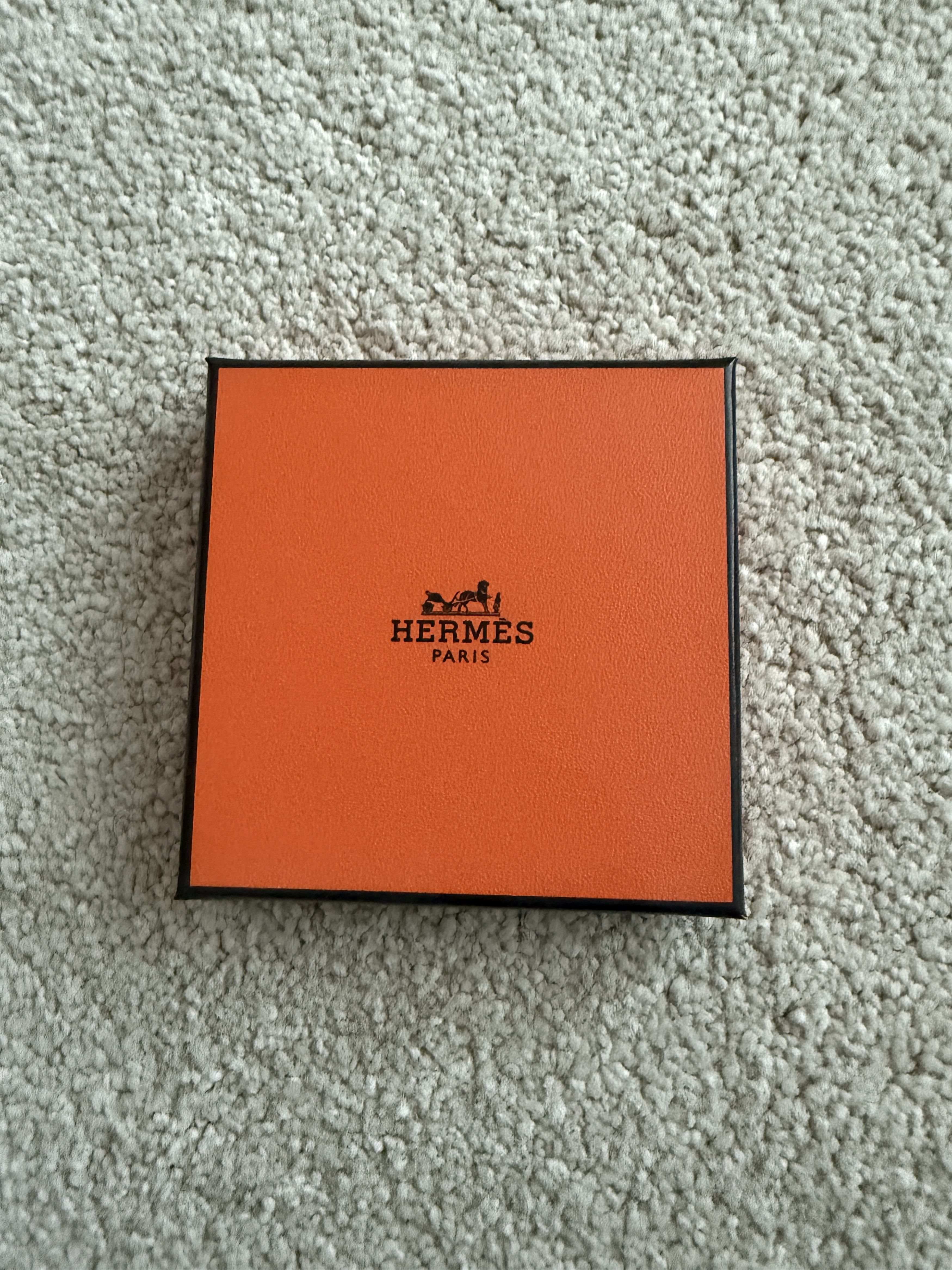 Hermes Authentic Hermes Large Gift Box - 4x4 inches Size ONE SIZE - 1 Thumbnail