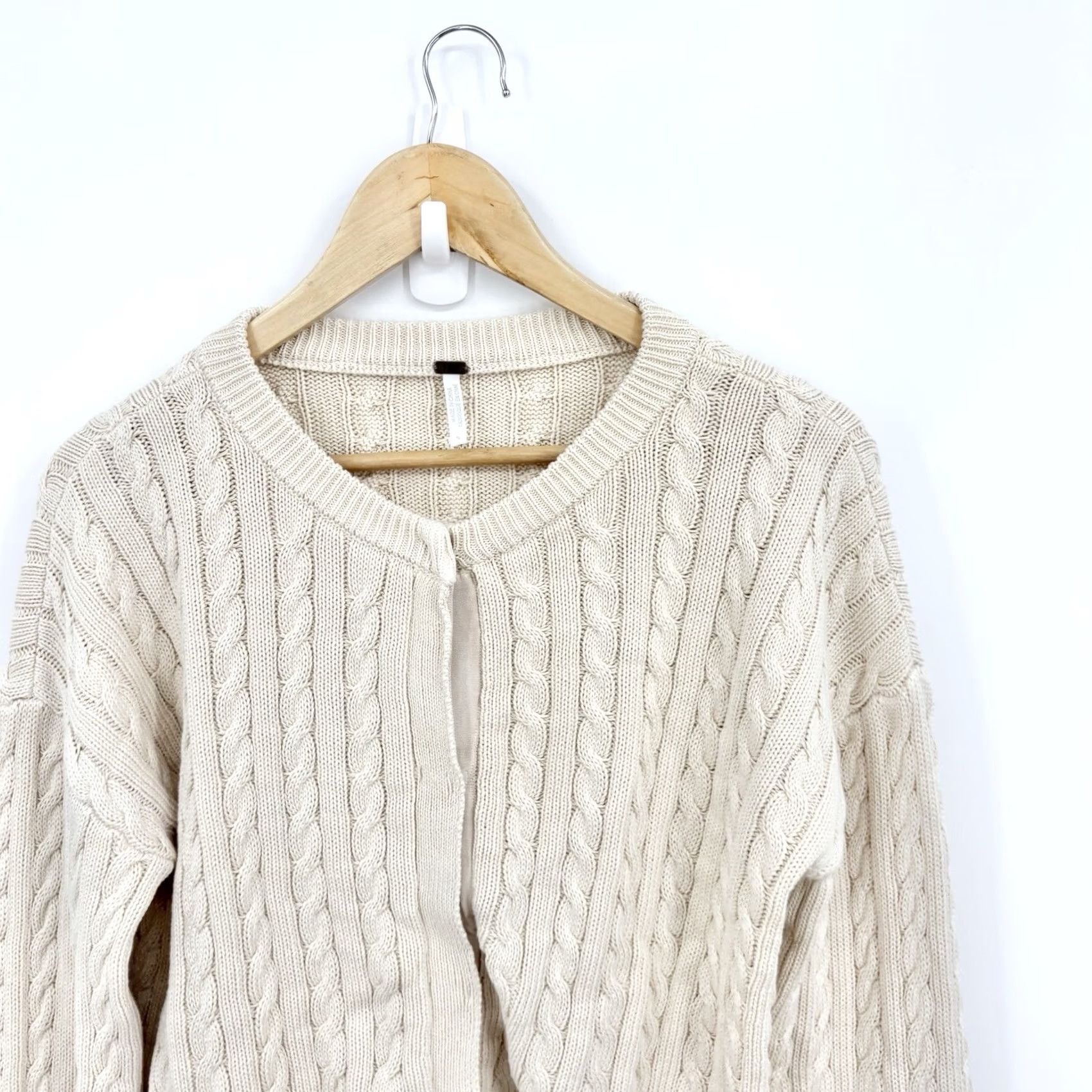 Young Fabulous & Broke Young Fabulous Broke Cable Knit Sweater Small Ivory Women Pullover V-Neck 100% Cotton Pockets Preppy Parisian Vintage No Size S / US 4 / IT 40 - 4 Thumbnail