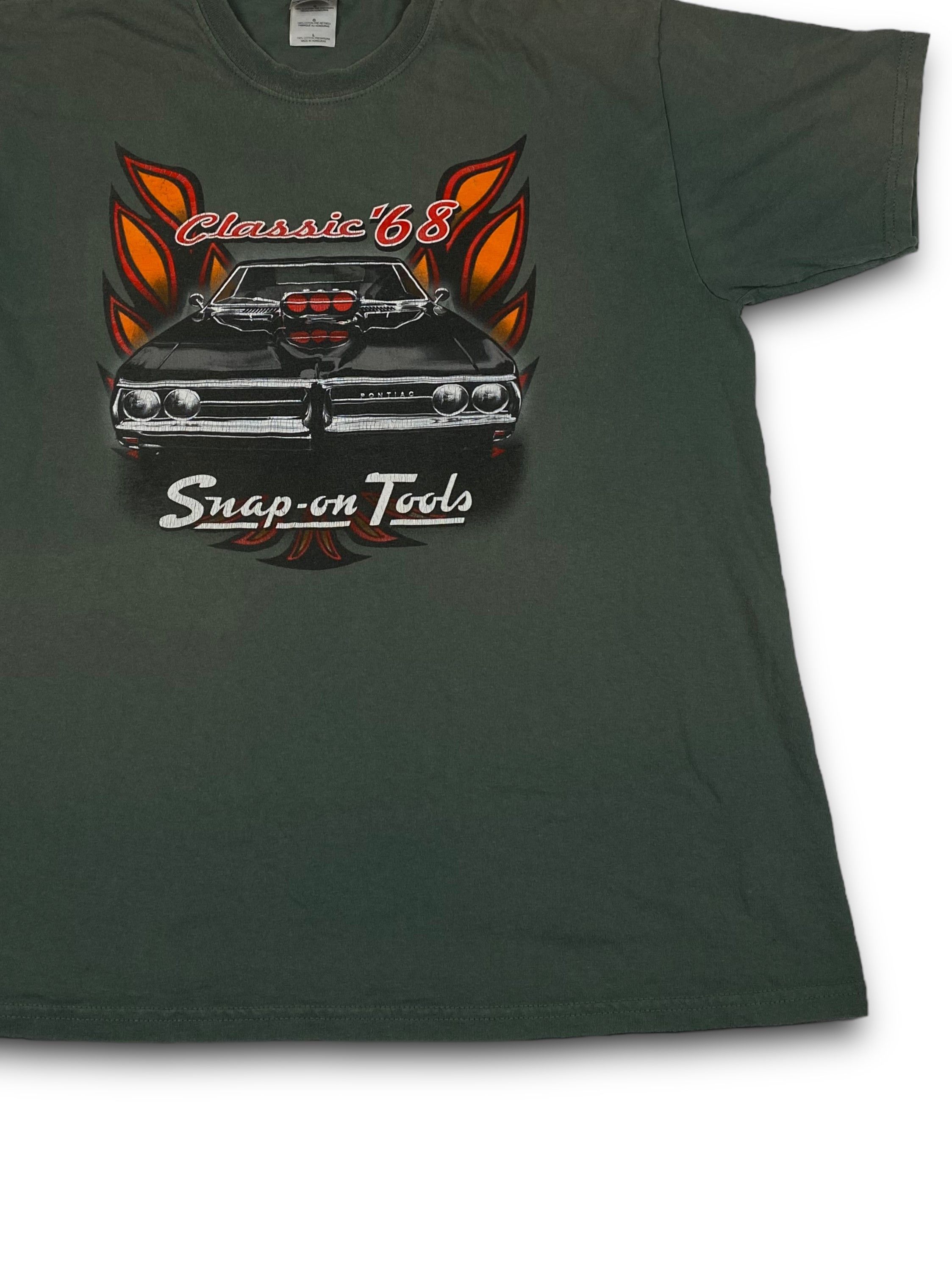 Vintage Vintage GILDAN Green Faded Snap On Pontiac Tee Y2k M635 Size US L / EU 52-54 / 3 - 2 Thumbnail