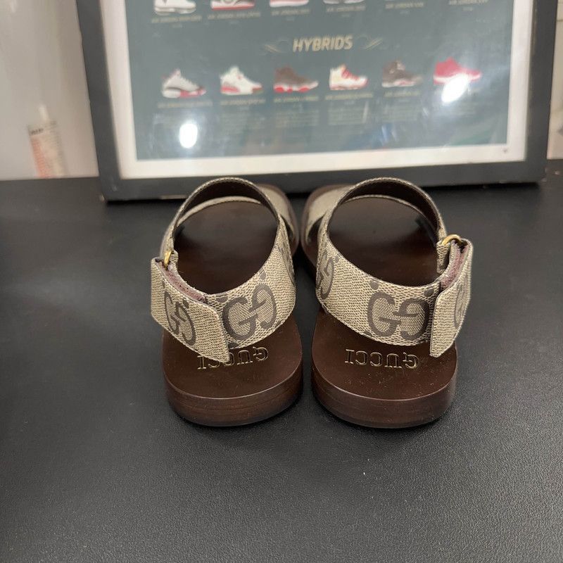 Gucci Gucci Comfortable Gray Slide Sandals for Men - Size US 7.5 / EU 40-41 - 3 Thumbnail