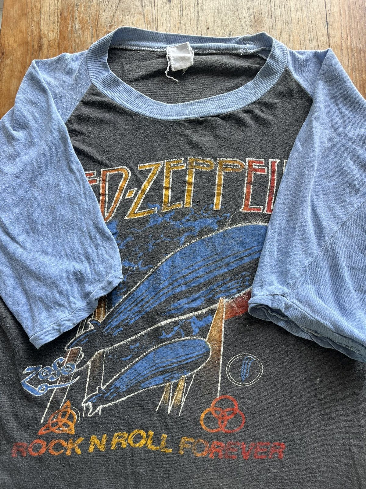 Band Tees × Led Zeppelin × Vintage Vintage LED-ZEPPELIN Rock N Roll Forever 80’s tshirt Size US M / EU 48-50 / 2 - 8 Thumbnail