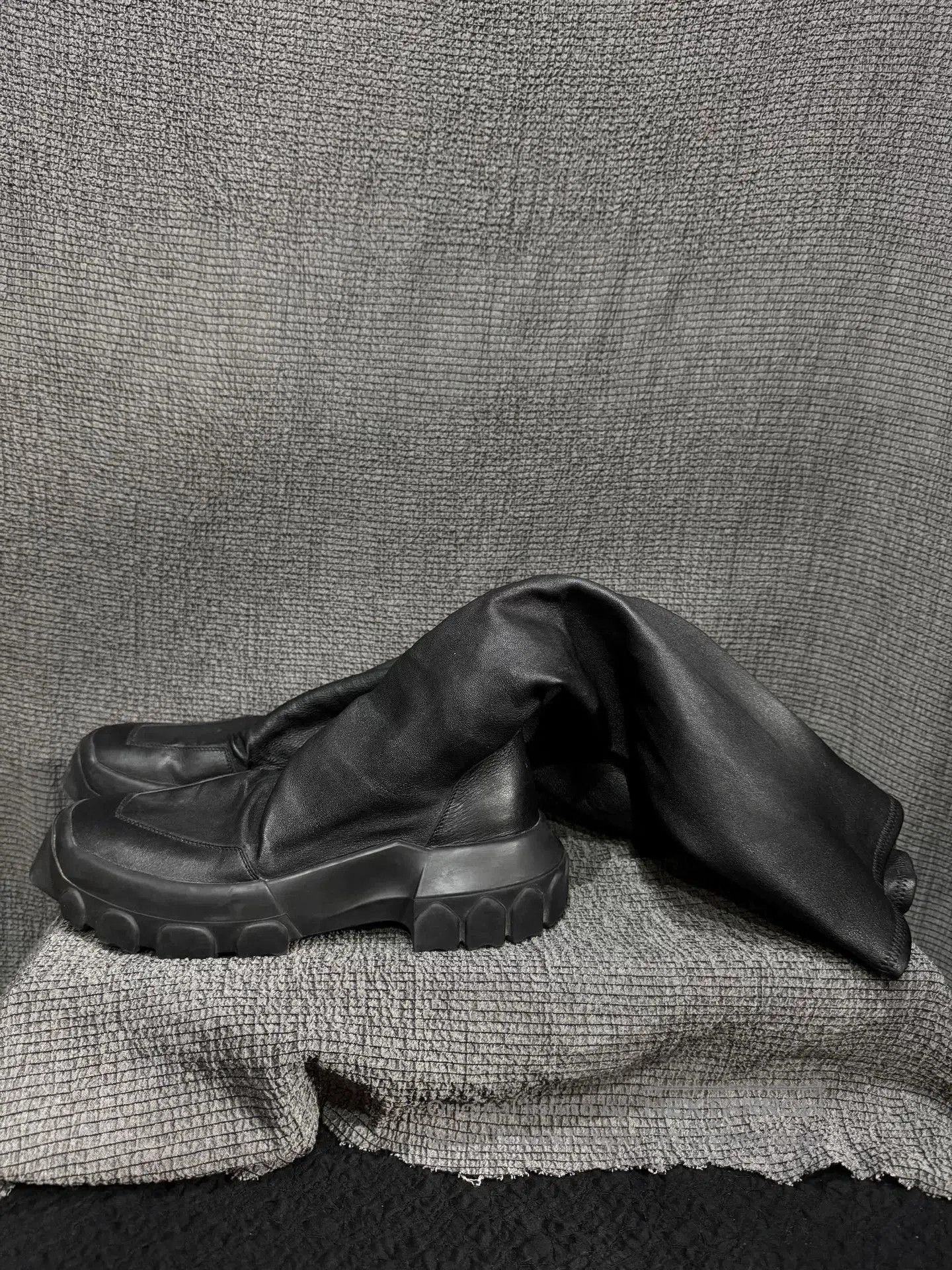Rick Owens black leather tank sole boots by Rick Owens. Size US 7.5 / EU 40-41 - 3 Thumbnail