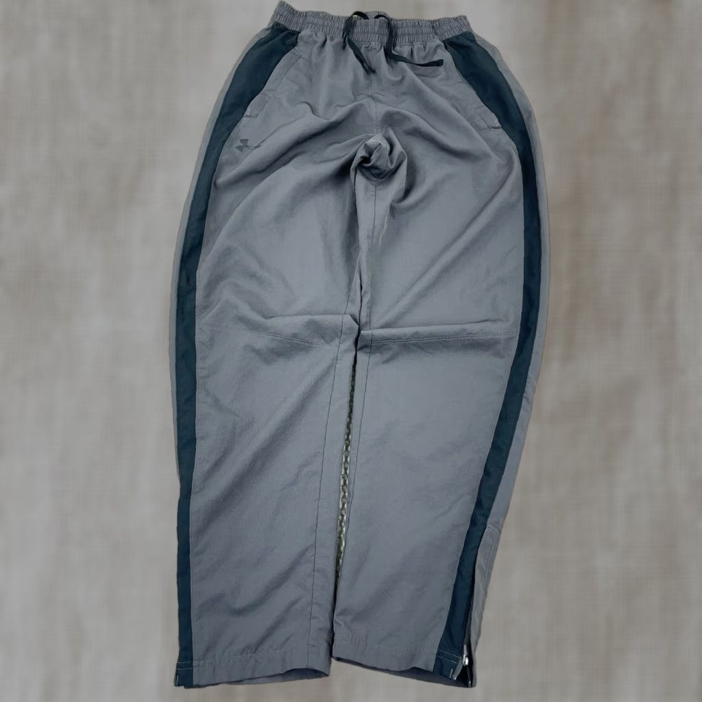 Under Armour Under Armour Pants Men Medium Gray Black Windbreaker Joggers Track Pants Baggy Size US 31 - 1 Thumbnail