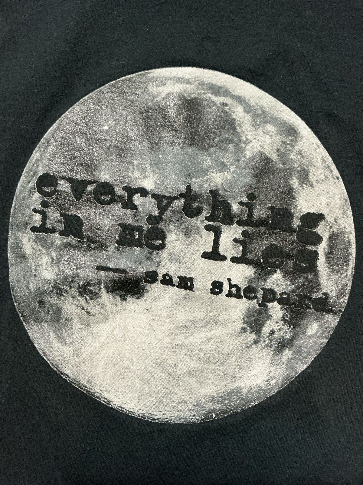 Gildan Sam Shepard A Lie Of The Mind Everything In Me Lies Hoodie Size US S / EU 44-46 / 1 - 7 Thumbnail