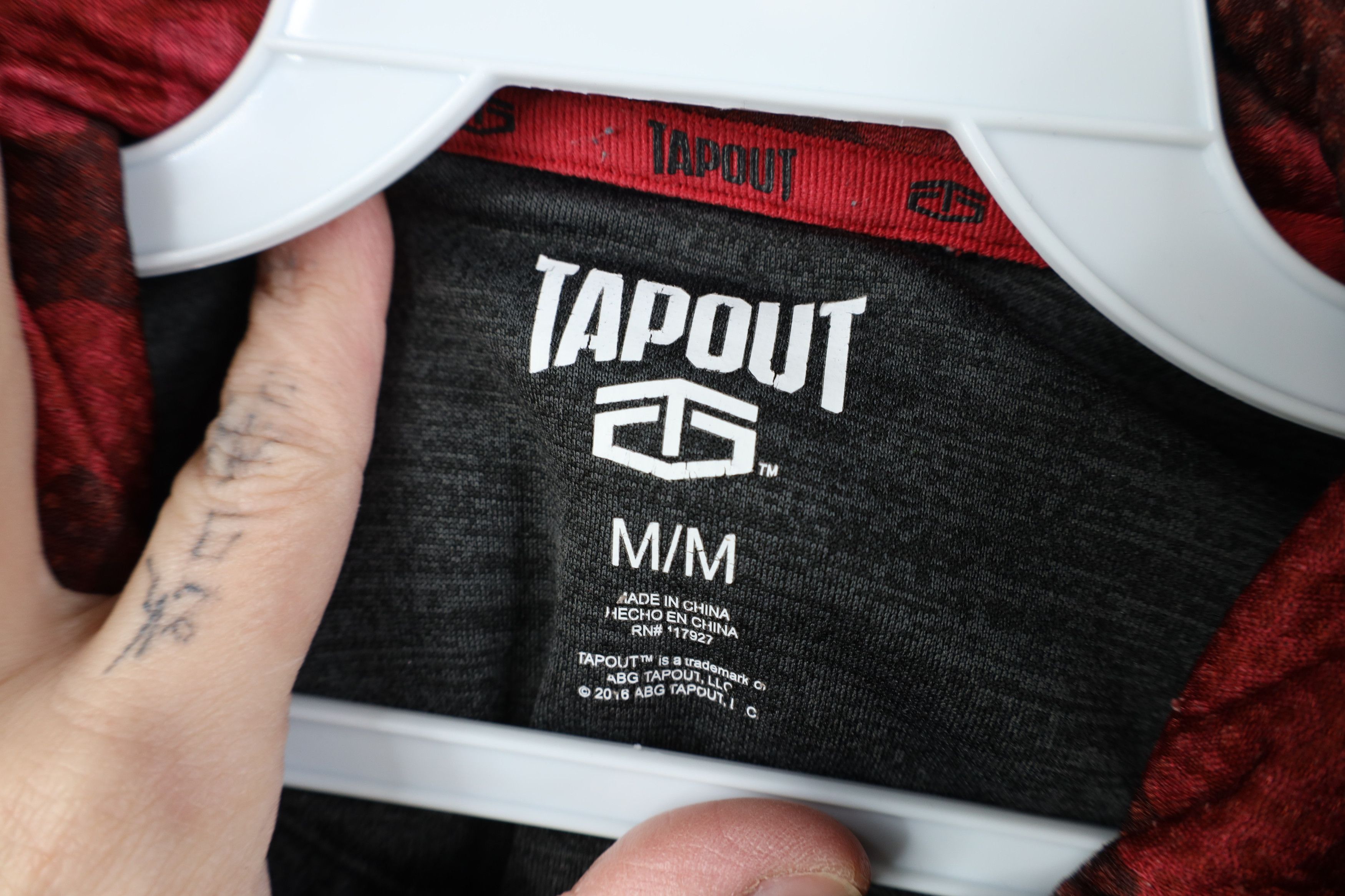 Tapout Vintage Y2K Tapout Spell UFC MMA Fighting Hoodie Sweatshirt Size US M / EU 48-50 / 2 - 10 Thumbnail