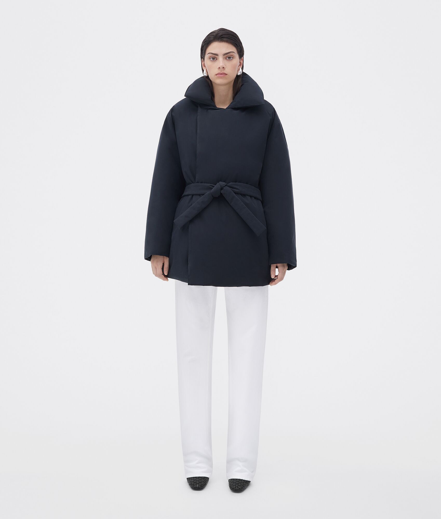 Bottega Veneta o1n1vont0225 Frosted Poplin Puffer Jacket in Dark Navy Size S / US 4 / IT 40 - 1 Thumbnail