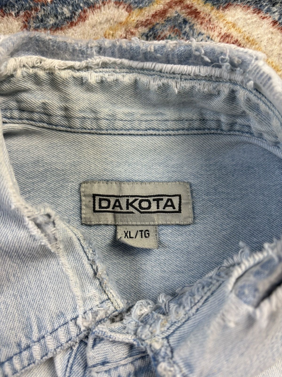 Vintage Vintage Dakota Denim Pearl Snap Shirt Size XL Size US XL / EU 56 / 4 - 3 Thumbnail