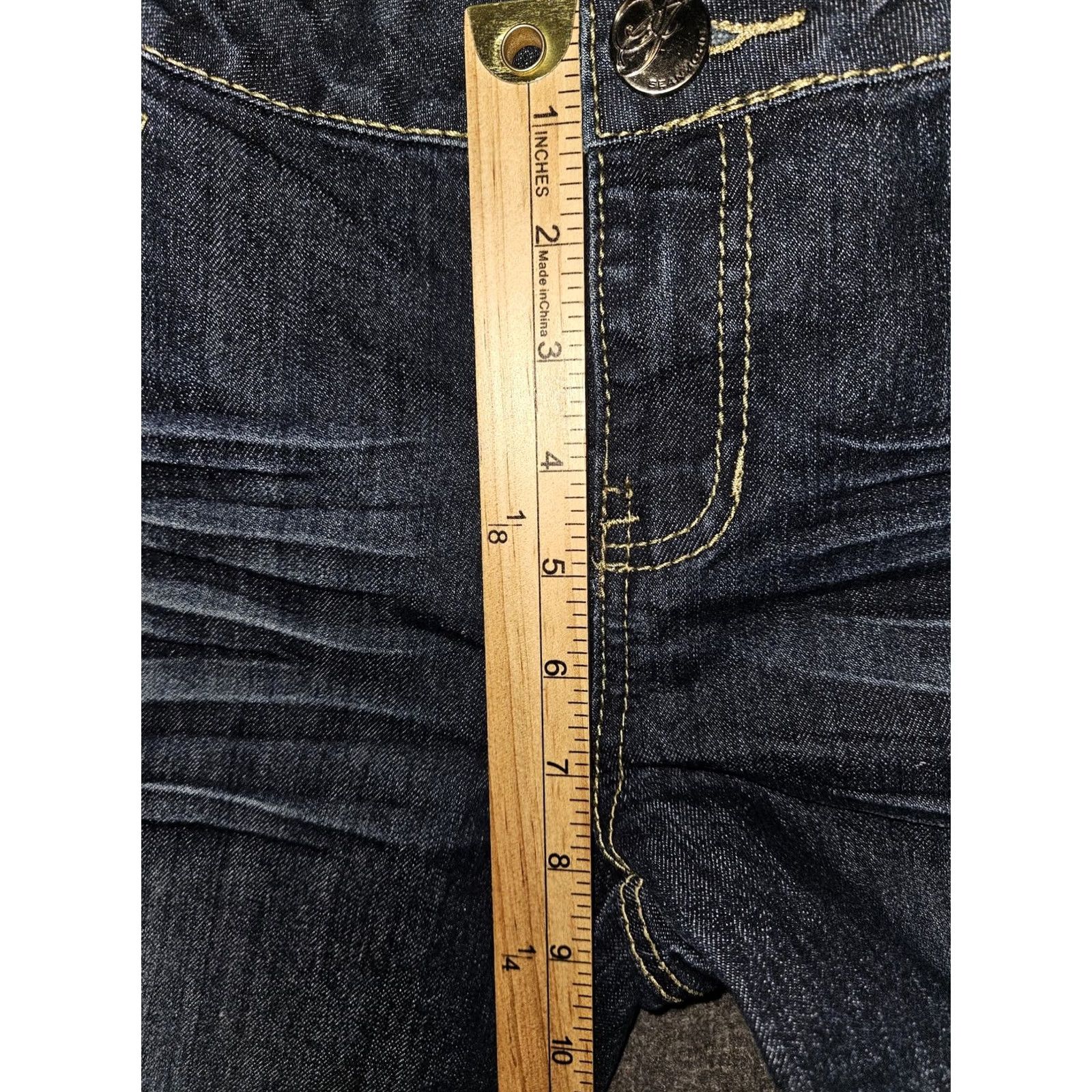 Sean John Sean John Jeans Women Capri 31 Blue Medium Wash Low Rise Distressed Stretch Capris Denim Woman 5-Pocket Wide Market Size 24" / US 00 / IT 34 - 4 Thumbnail