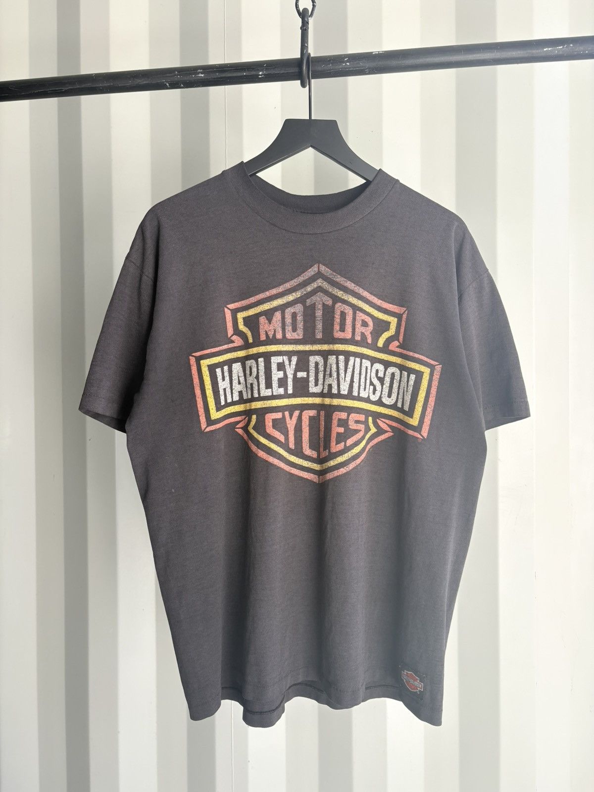 Harley Davidson Thrashed Logo Sun Faded Shirt Band Tee Erd grunge WCC Size US XL / EU 56 / 4 - 1 Thumbnail