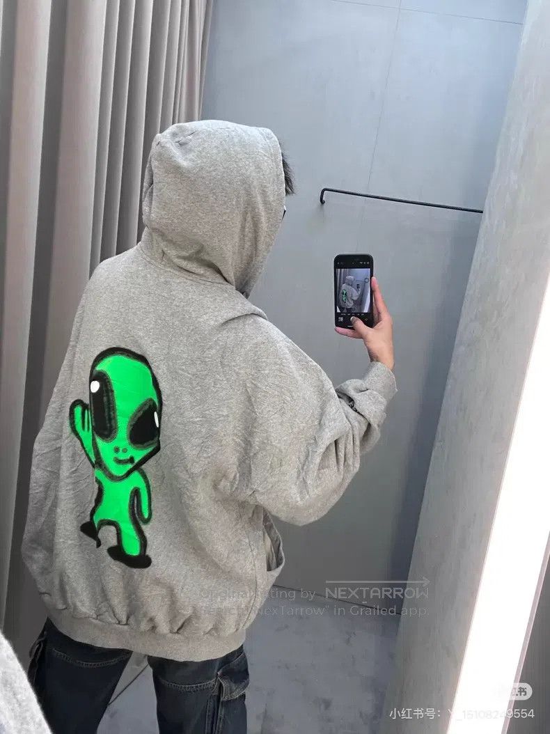 Balenciaga Balenciaga Alien Hooded Jacket with Zipper and Glow-in-the Size US S / EU 44-46 / 1 - 5 Thumbnail