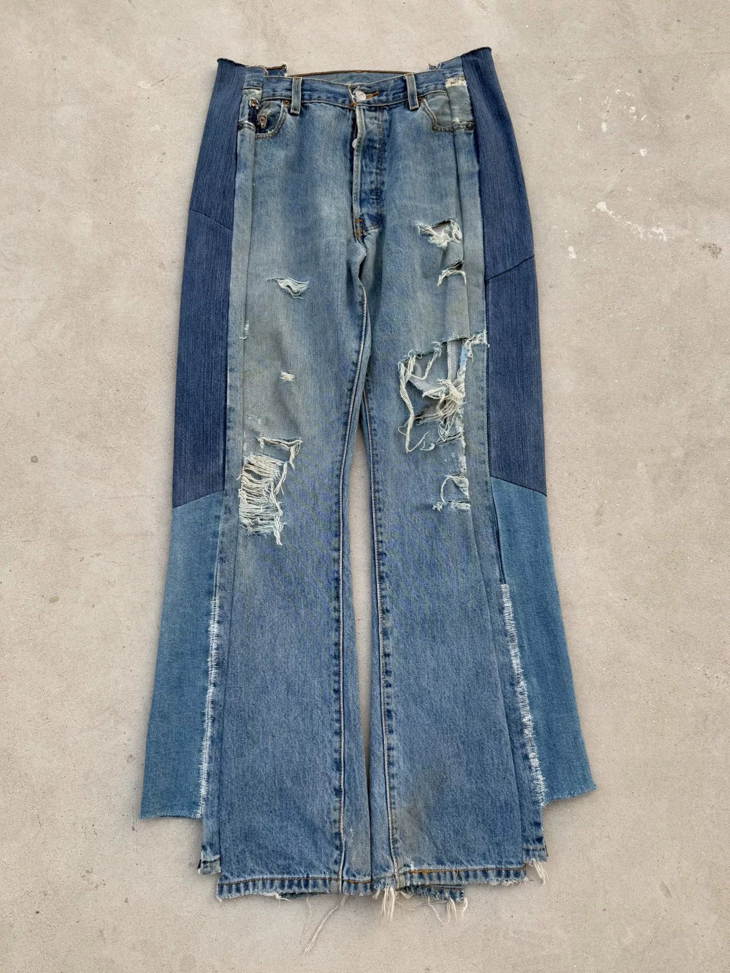 Vintage Vintage Remake Levis Deconstructed Flare Jeans Size US 32 / EU 48 - 1 Thumbnail