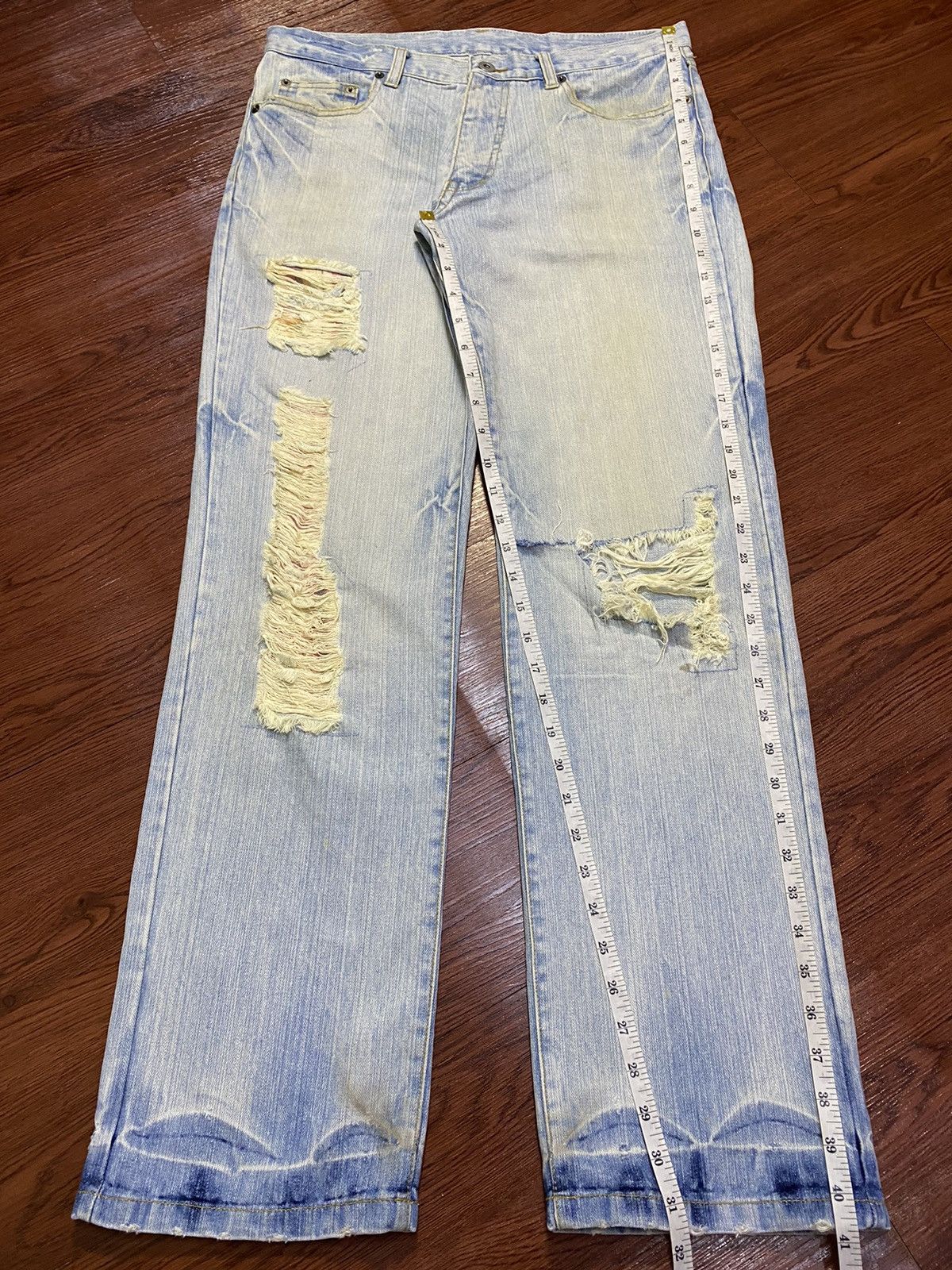 Japanese Brand Vintage Japanese Brands Faded Wash Distressed Loose Jeans Size US 32 / EU 48 - 14 Thumbnail