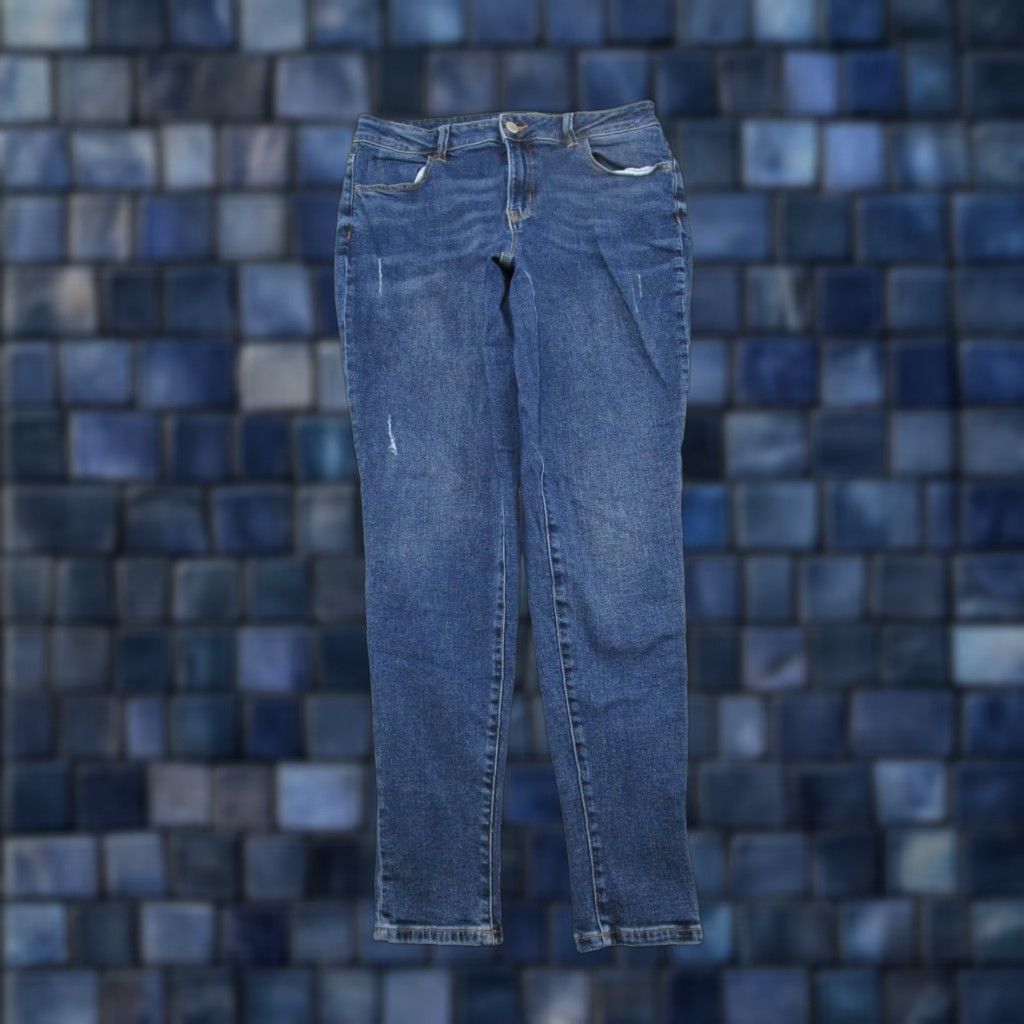 Vintage Maurices Jeans Skinny Regular Stretch Denim Blue High Rise Size 16 Reg 5-Pocket Design Zipper Medium Wash Women Size 38" / US 16 / IT 52 - 1 Thumbnail
