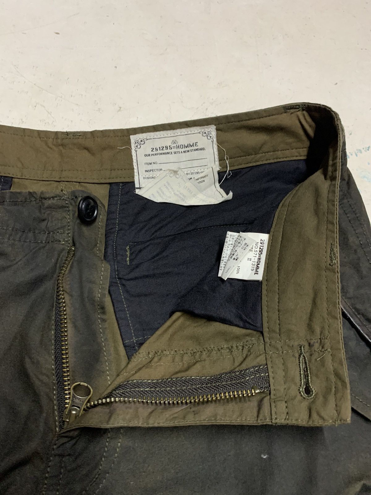Designer 291285= HOMME multi pocket cargo pants Size US 33 - 16 Thumbnail