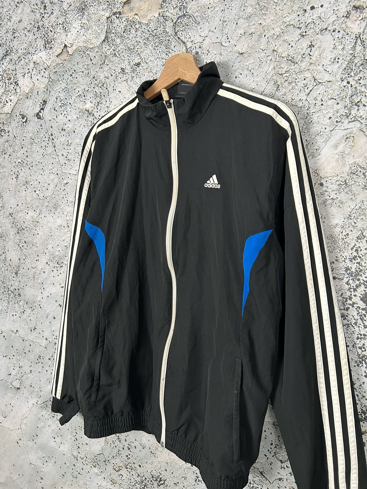 Adidas × Vintage Vintage Adidas Sportswear Light Jacket Sweatshirt Drill Size US M / EU 48-50 / 2 - 2 Thumbnail