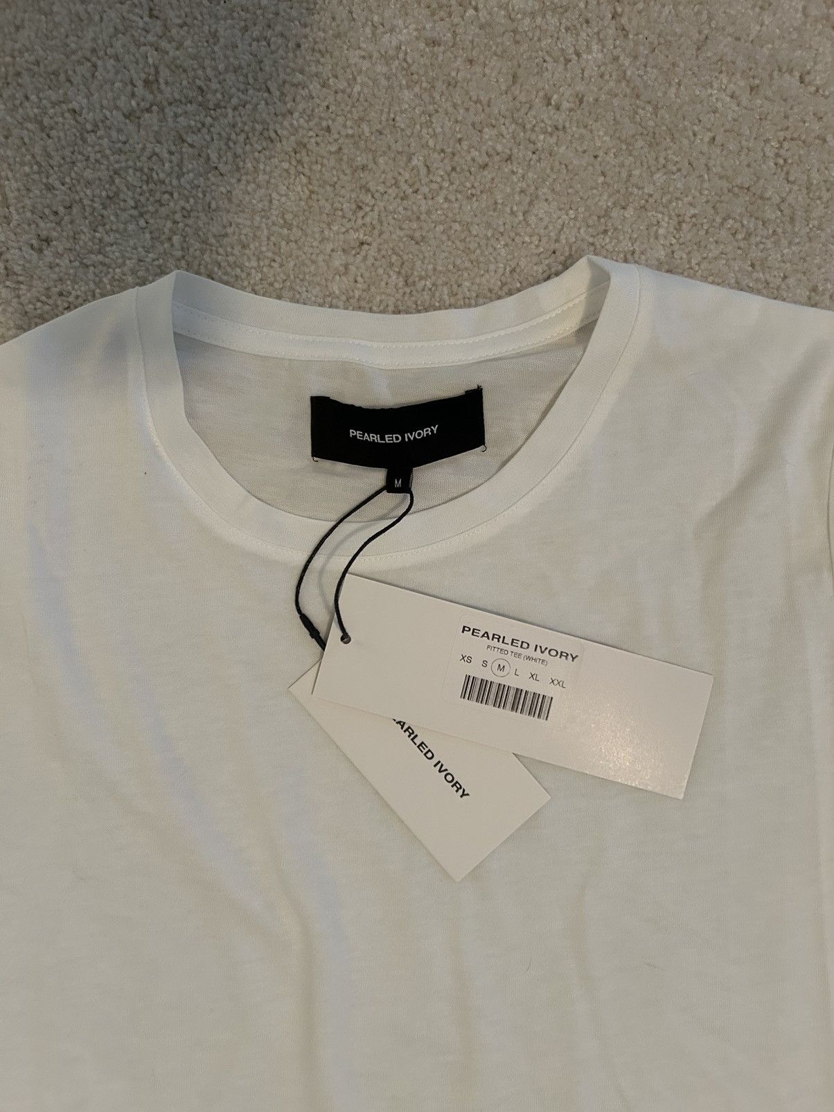 Designer Pearled ivory white Fitted Tee Size US M / EU 48-50 / 2 - 4 Thumbnail