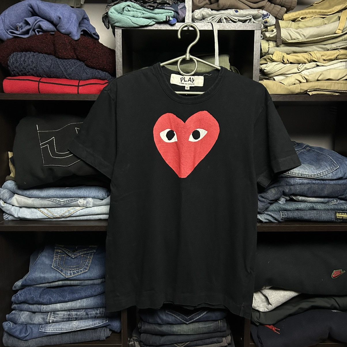 Comme des Garcons PLAY Luxury Play Comme Des Garcons Big Logo japan y2k tee size M Size US M / EU 48-50 / 2 - 1 Thumbnail