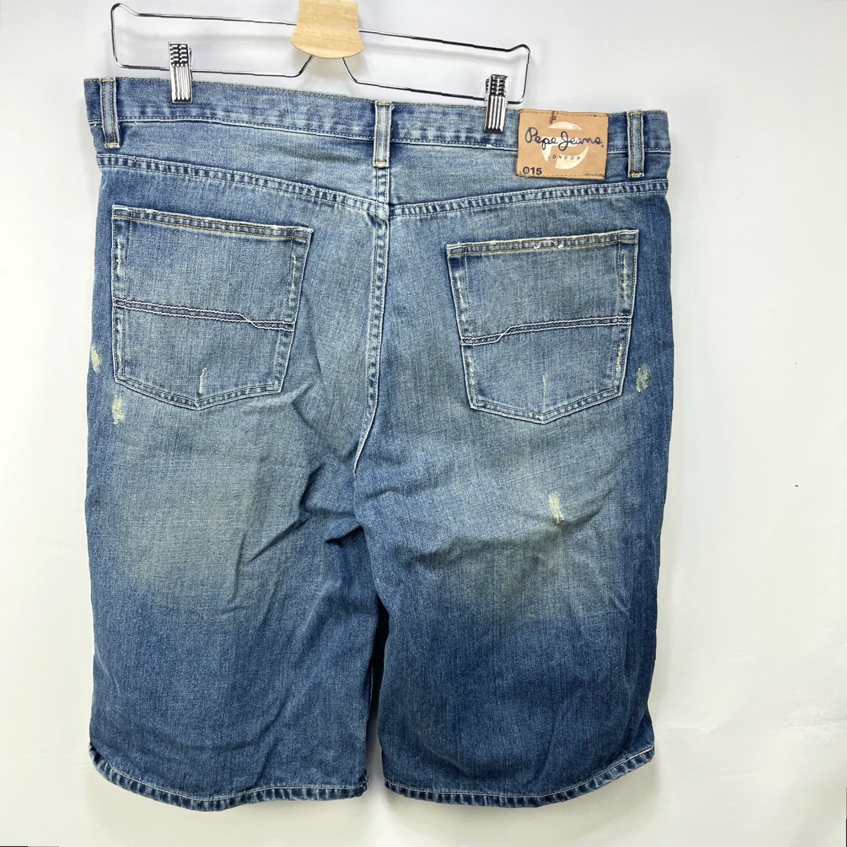 Pepe Jeans VINTAGE Pepe Jeans Y2K Baggy Jean Shorts Size 42 Hip Hop / Mens / Regular / Blue / Logo / Embroidered Size US 42 / EU 58 - 2 Thumbnail