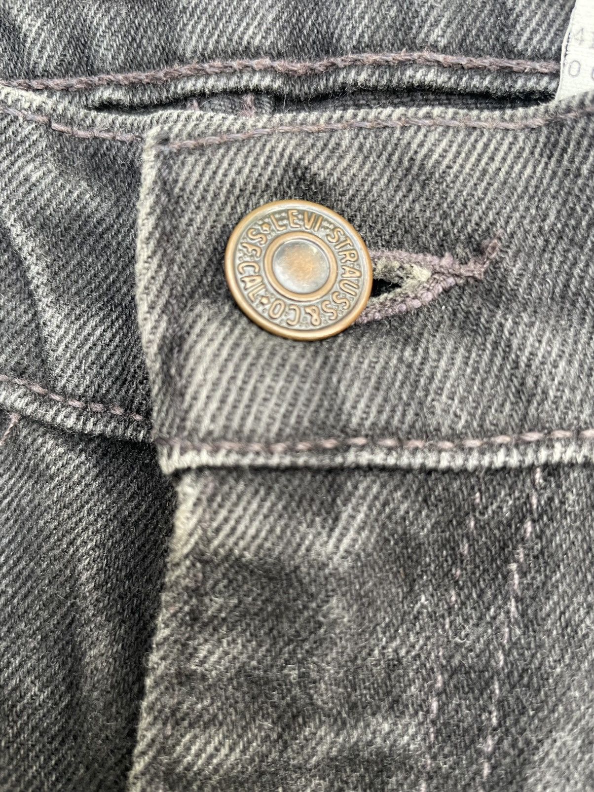 Levi's Vintage 1998 Levi’s 505 e Size US 31 - 21 Thumbnail