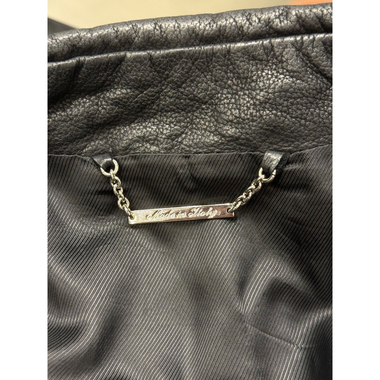 Gianfranco Ferre 1990s Gianfranco Ferré heavy leather coat Size US M / EU 48-50 / 2 - 7 Thumbnail