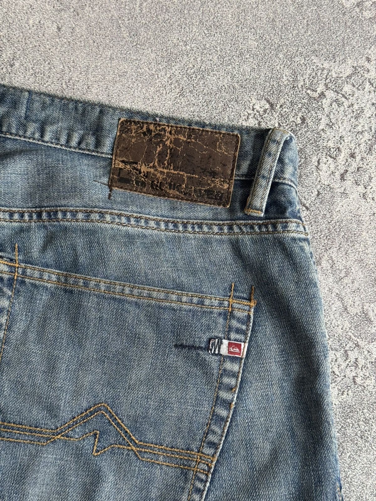 Quicksilver Quiksilver 36 vintage denim shorts 🩳 surf style Y2K Size US 36 / EU 52 - 7 Thumbnail