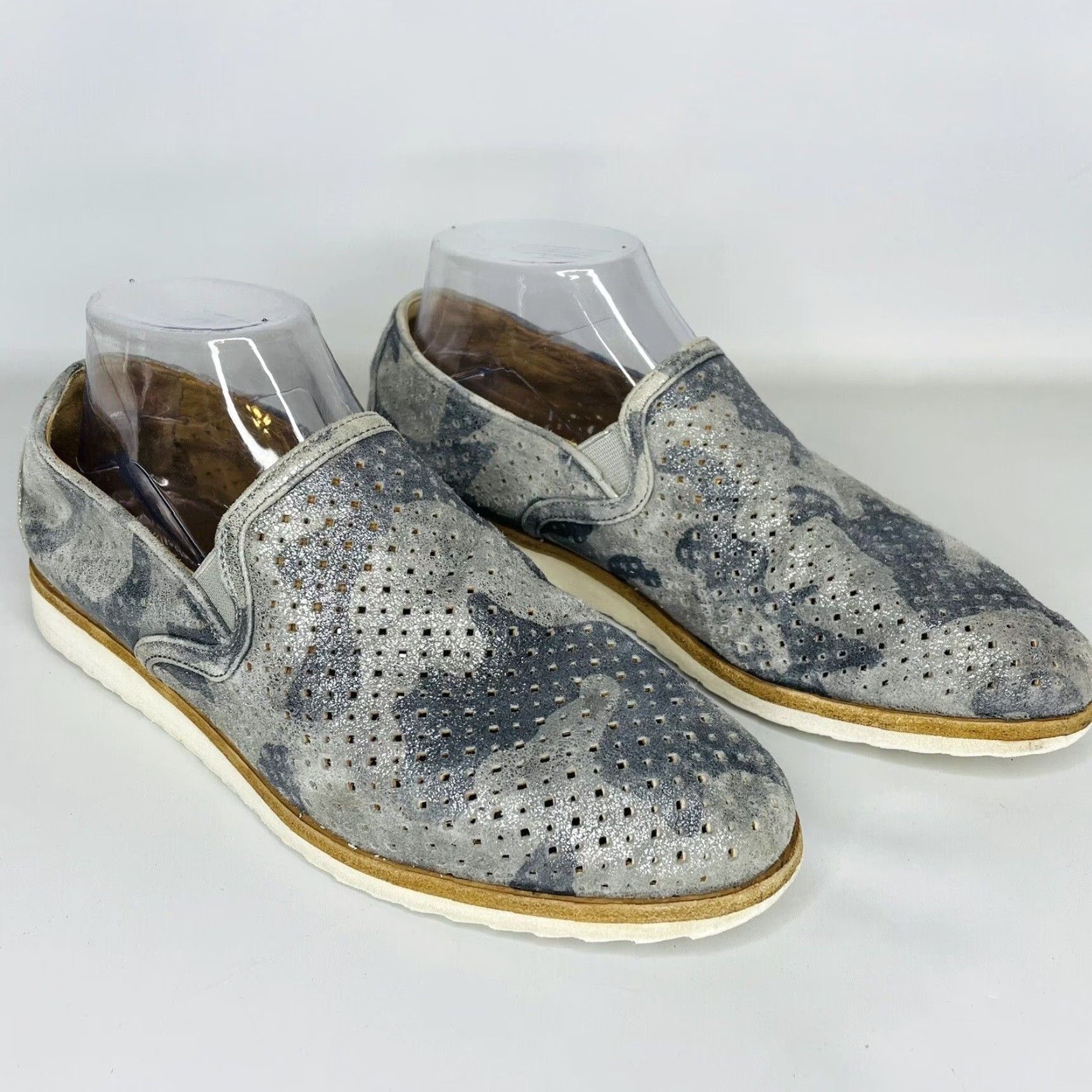 Vintage Trask Andi Perforated Metallic Suede Loafer Flats in Pewter Camo Size 8 Comfort Women Loafer Flat Slip On Leather Round Toe Camouflage Camo 8 Mens? Size US 8 / IT 38 - 3 Thumbnail