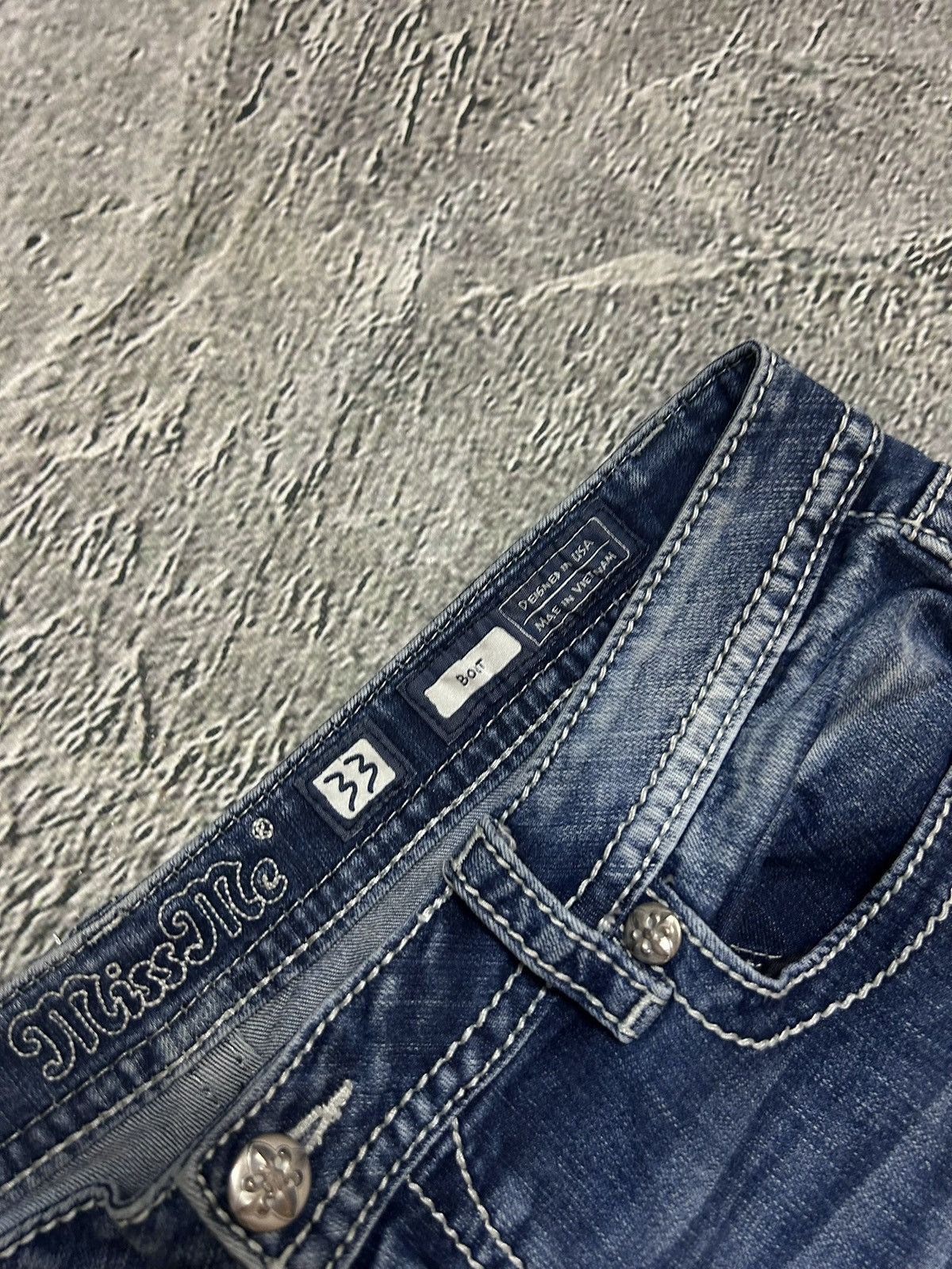 Miss Me Miss Me flared bootcut white stitching denim vintage y2k Size 33" - 10 Thumbnail