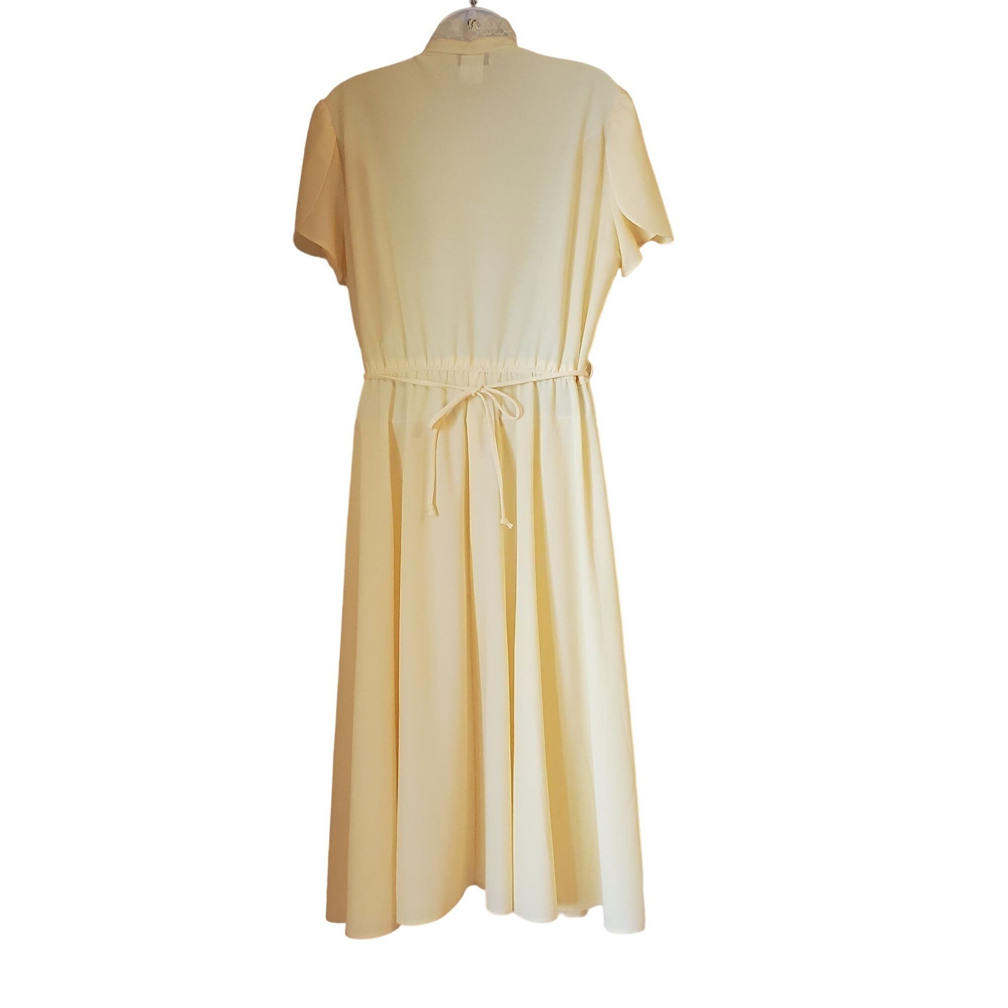 Other Jane Baar 18 Yellow Lace Vintage Cosplay Dress A Line Belted Size XXL / US 16-18 / IT 52-54 - 2 Thumbnail