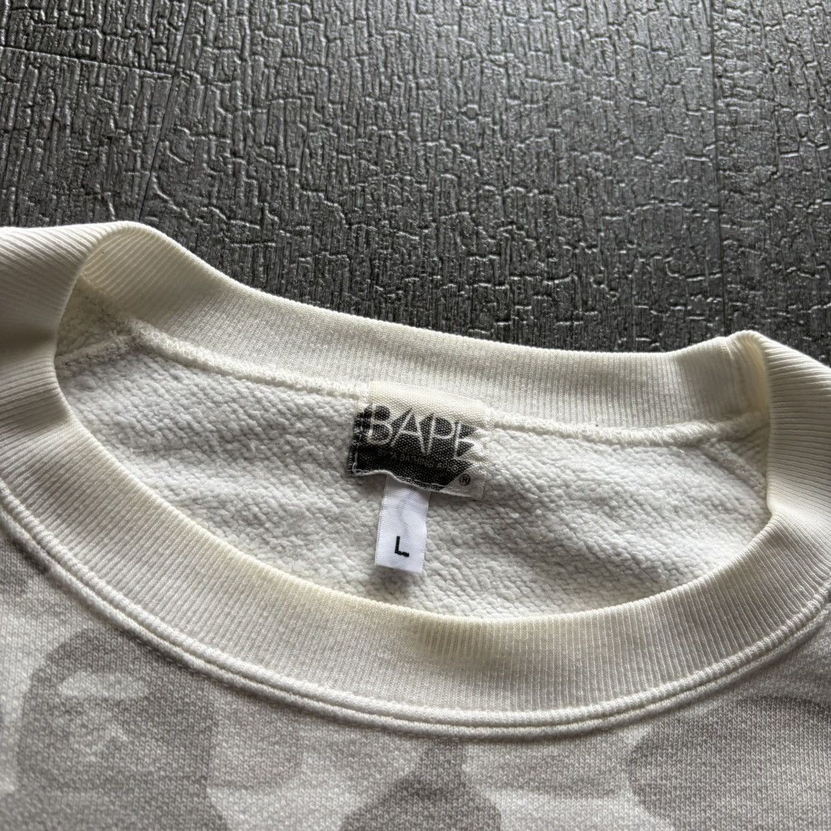 Bape OG BAPE WHITE CAMO Swarovski Crewneck Sweatshirt stk size L Size US L / EU 52-54 / 3 - 5 Thumbnail