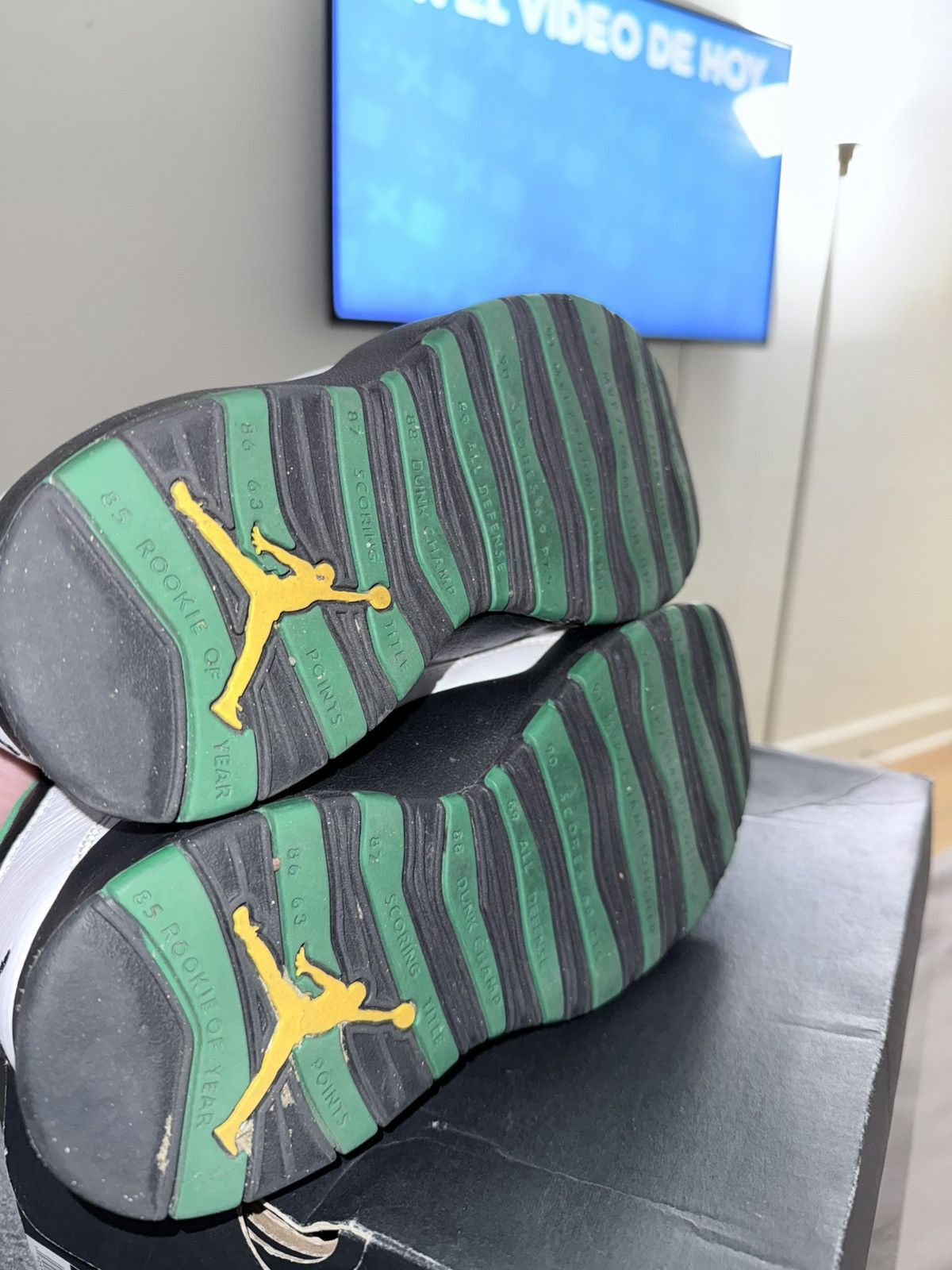 Jordan Brand Jordan 10s Seattle Size US 10 / EU 43 - 9 Thumbnail
